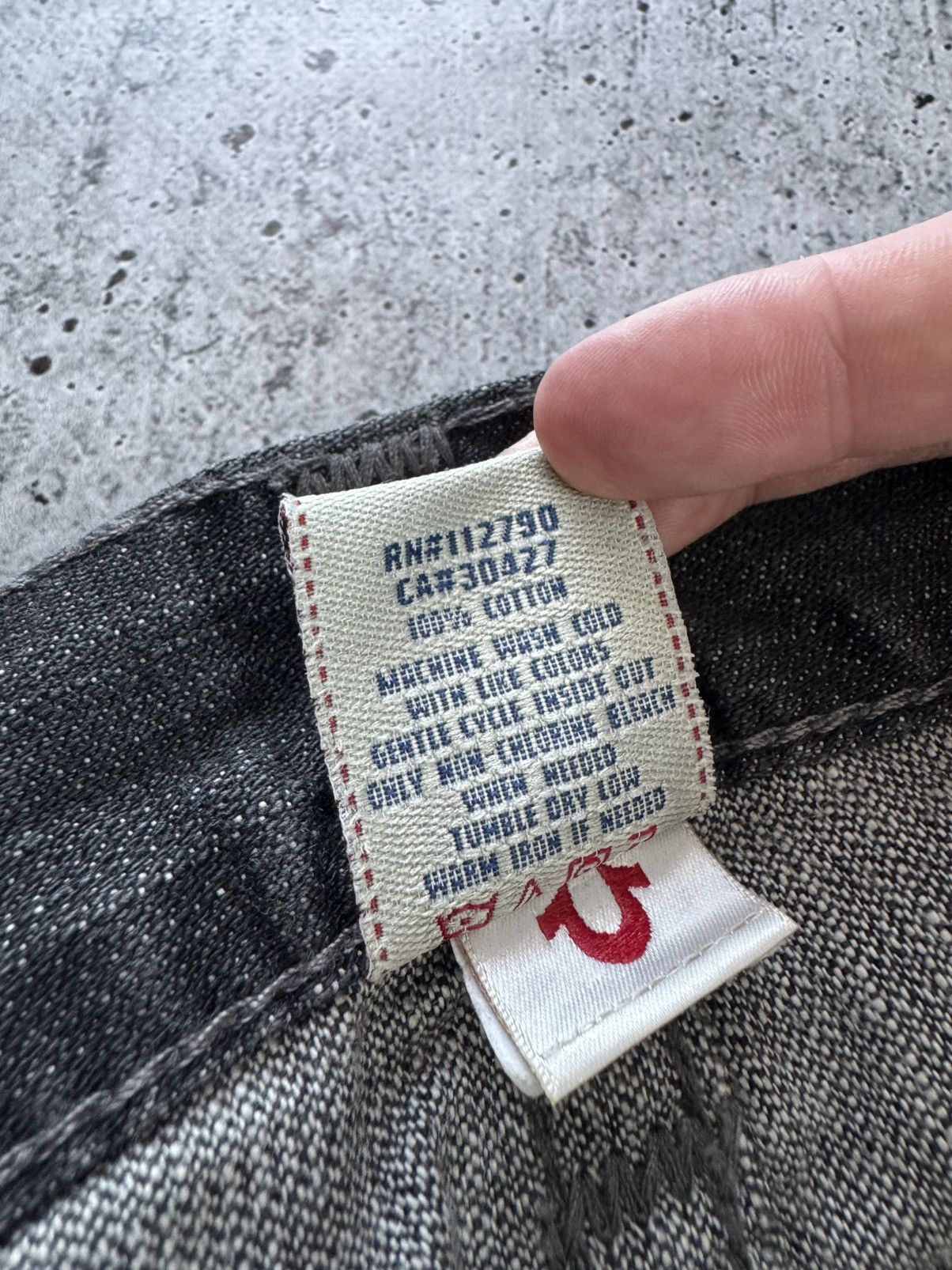 True Religion True Religion Vintage Y2K Denim Jeans Dark Gray Rare Size 32 Size US 32 / EU 48 - 18 Thumbnail