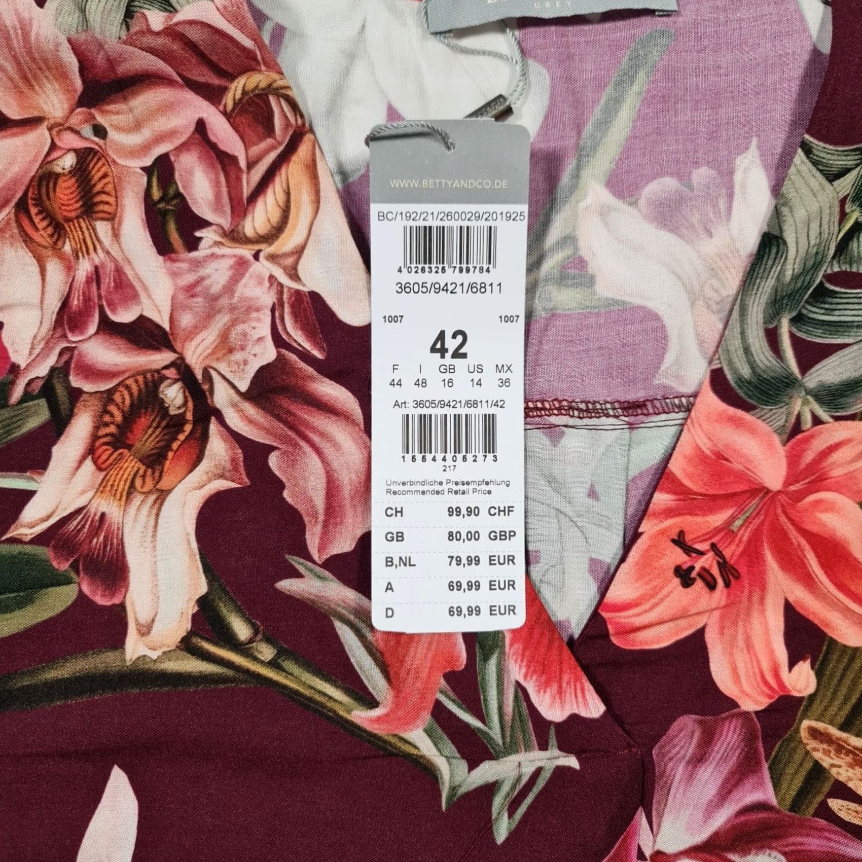 CO Betty & Co Blouse Burgundy Red 16 UK Floral 3/4 Sleeves V-Neck Logo Jersey Viscose Womens Blouse Size XXL / US 16-18 / IT 52-54 - 3 Thumbnail