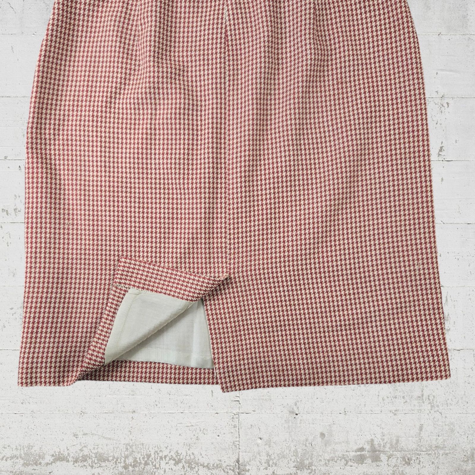 Ann Taylor Vintage Red Houndstooth Pencil Skirt Size 14 Size 36" / US 14 / IT 50 - 6 Thumbnail