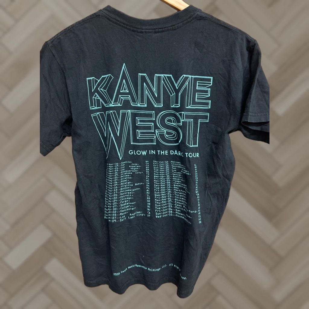 Gildan Kanye West 2008 Glow In the Dark Tour Short Sleeve T-Shirt Size S T30 Black Cotton Logo Men Giftable Gildan T-Shirt Size US S / EU 44-46 / 1 - 1 Thumbnail
