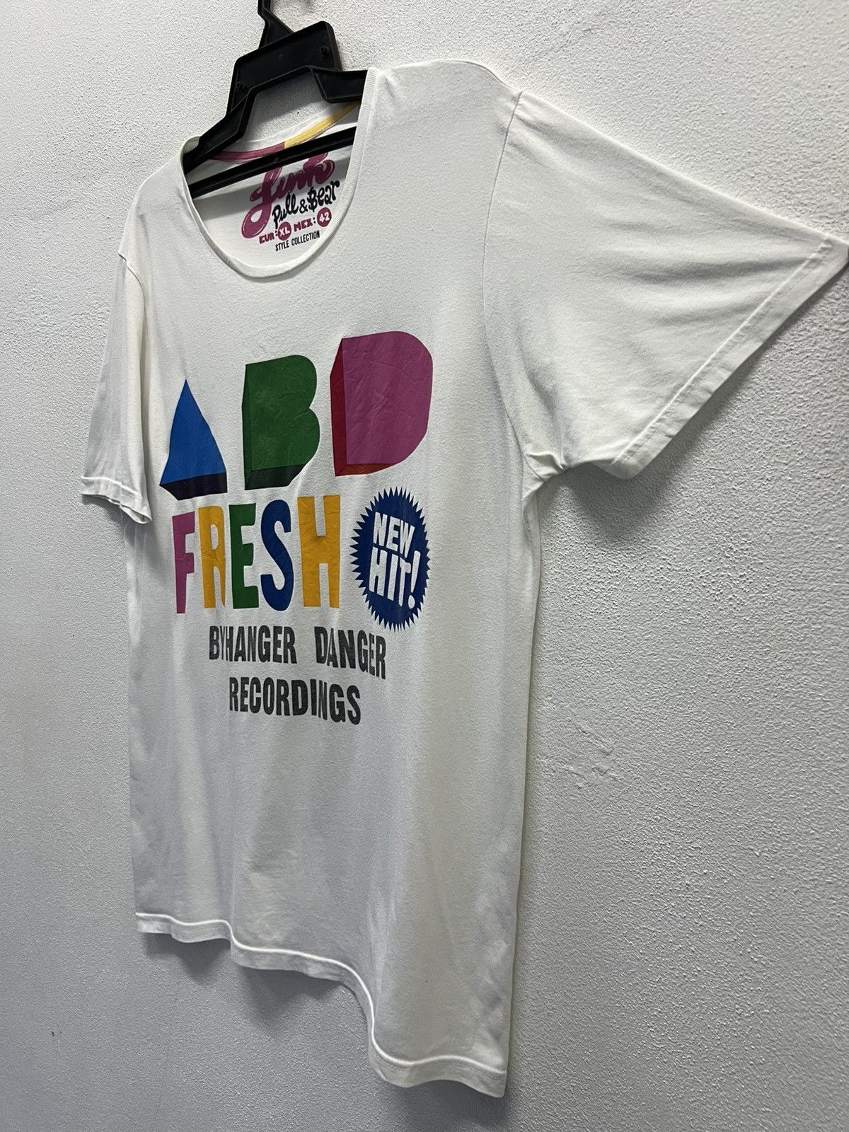 Pull & Bear PULL&BEAR FRESH BY HANGER DANGER RECORDINGS NEW HIT SHIRT Size US XL / EU 56 / 4 - 4 Thumbnail