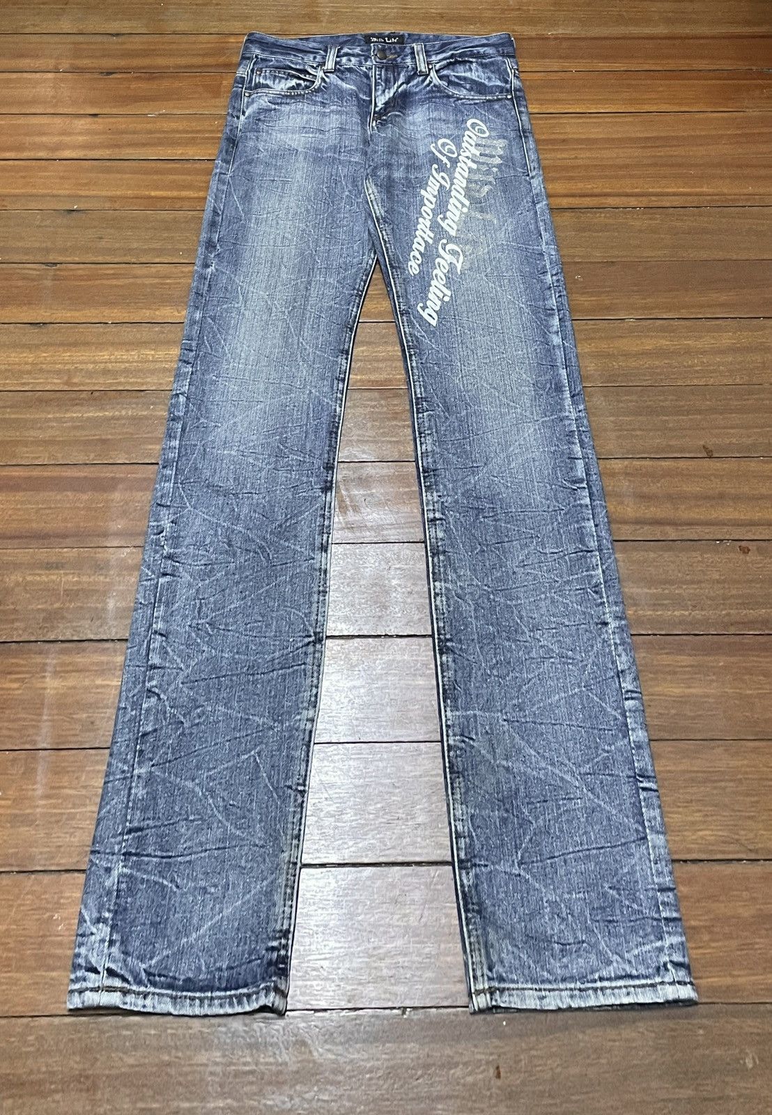 Le Grande Bleu (L.G.B.) Rare Design Vintage Japanese Brand Wild Life Jeans 2000s Size US 32 / EU 48 - 1 Thumbnail