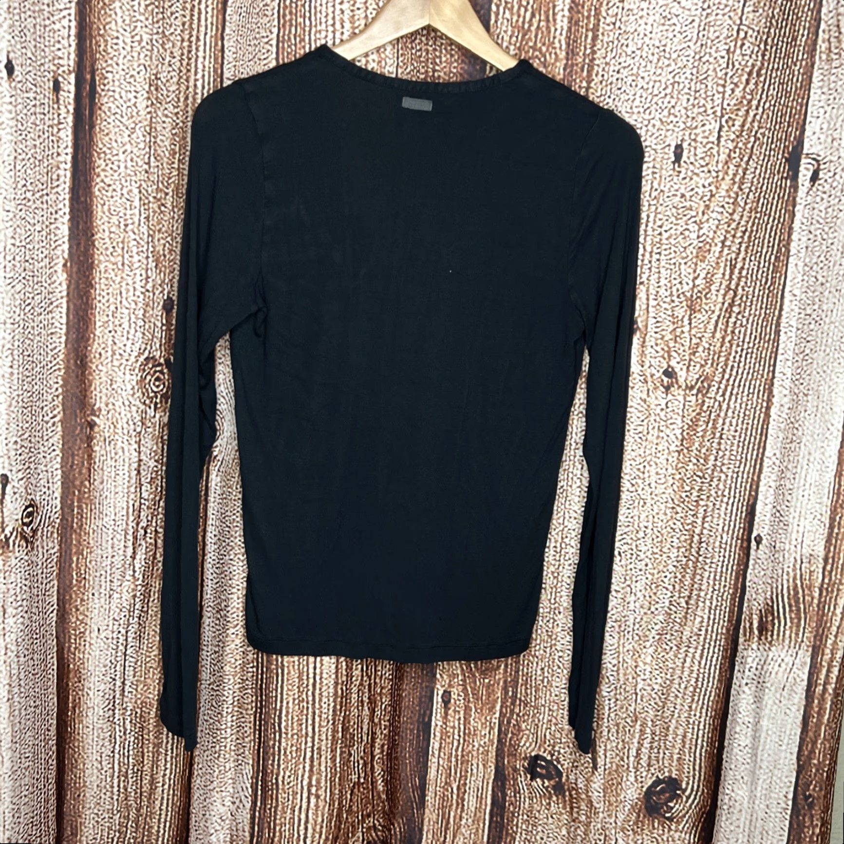 Lunya Lunya Soft Modal V Neck Henley Black Small Shirt Women S Regular Fall Spring Classic Knit Long Sleeve Button Basic Size S / US 4 / IT 40 - 3 Thumbnail