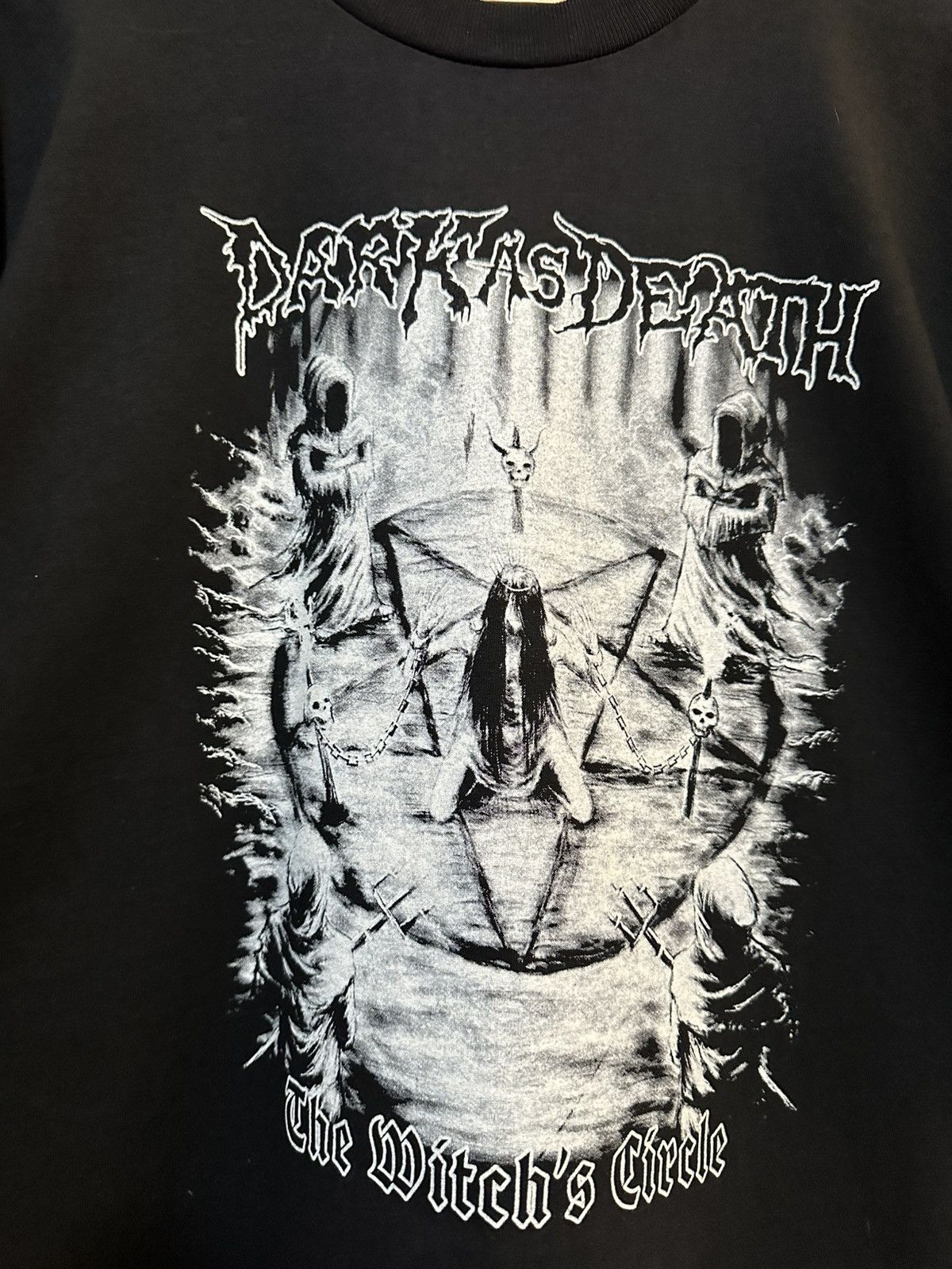 4GSELLER rare Dark As Death The Witch’s Circle Death Metal Tee Size US XXL / EU 58 / 5 - 2 Thumbnail