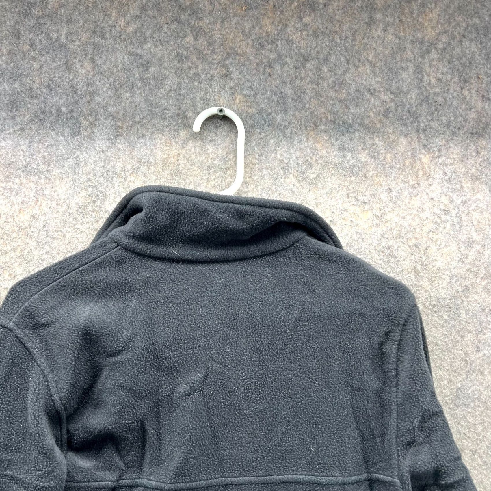 Vintage VINTAGE Columbia Sweater Women S Black Full Zip Jacket Fleece Polyester Mountain Regular Logo Mixes Holiday Size S / US 4 / IT 40 - 2 Thumbnail