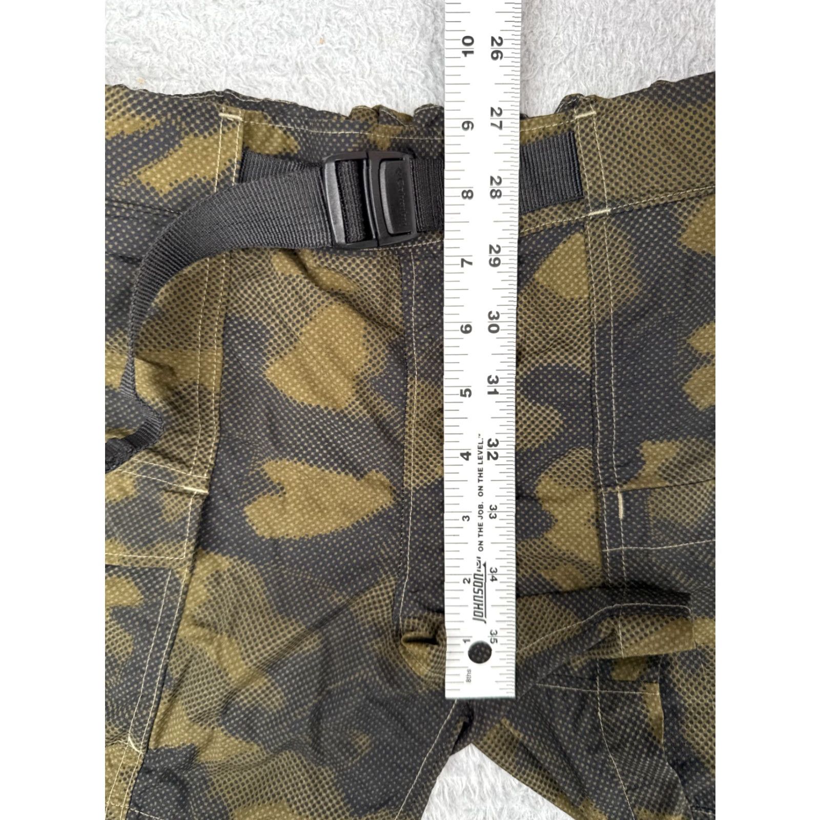 Vintage VINTAGE Columbia Cargo Shorts Womens Large Green Belted 4" Inseam Hiking Camp/Activewear Womens L Green Cargo Shorts Size 36" / US 14 / IT 50 - 7 Thumbnail