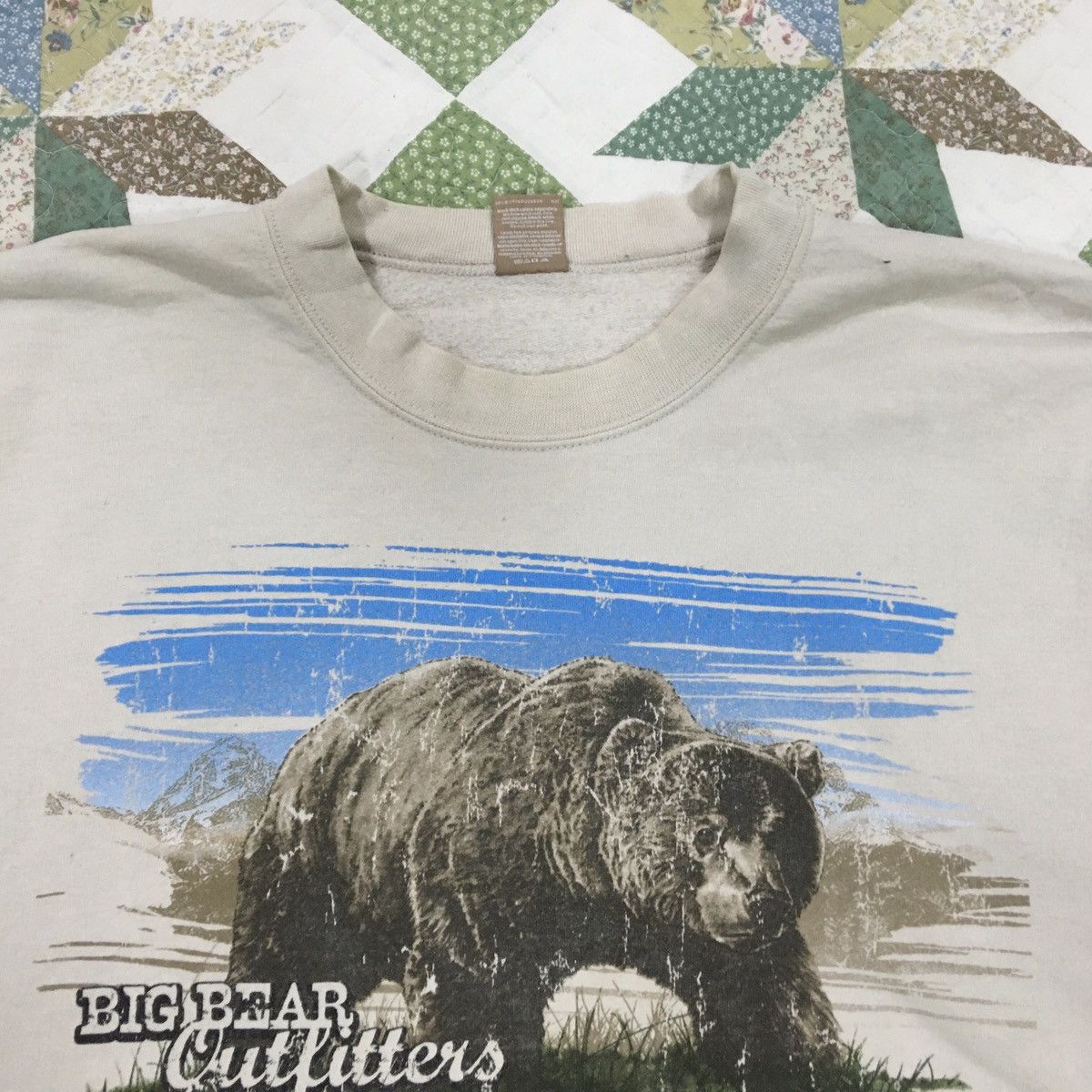 Habitat × Vintage Grizzly Bear Crewneck Sweatshirt Size US XL / EU 56 / 4 - 4 Thumbnail