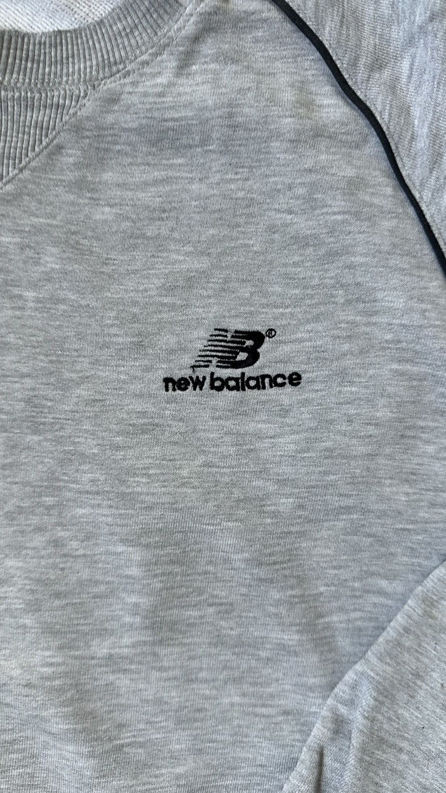 New Balance VINTAGE NEW BALANCE SWEATSHIRT DISTRESSED Size US XL / EU 56 / 4 - 2 Thumbnail