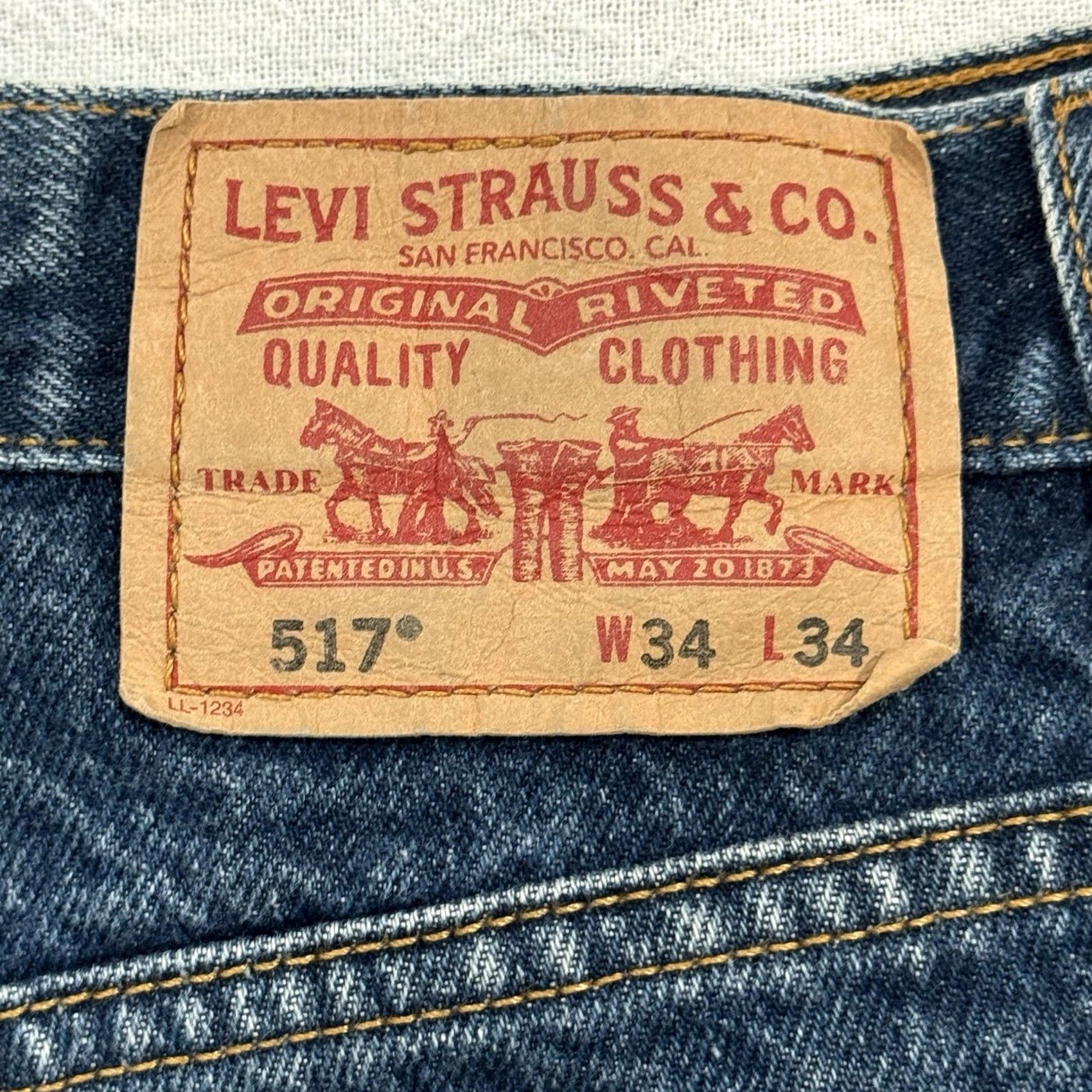 Levi's VINTAGE Levi’s 517 Bootcut Jeans Men’s 34x34 Dark Wash Denim Jeans Regular Blue 80s USA Mens Size US 34 / EU 50 - 3 Thumbnail