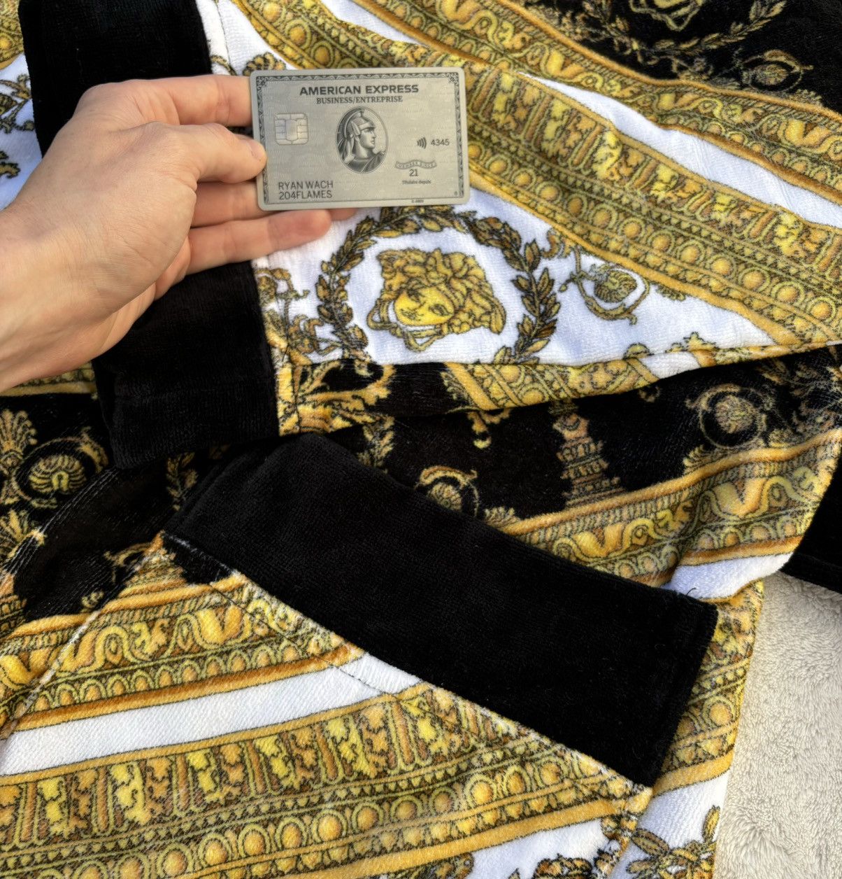 Versace Versace Light Gold/Black Baroque Print Robe Size US XL / EU 56 / 4 - 4 Thumbnail