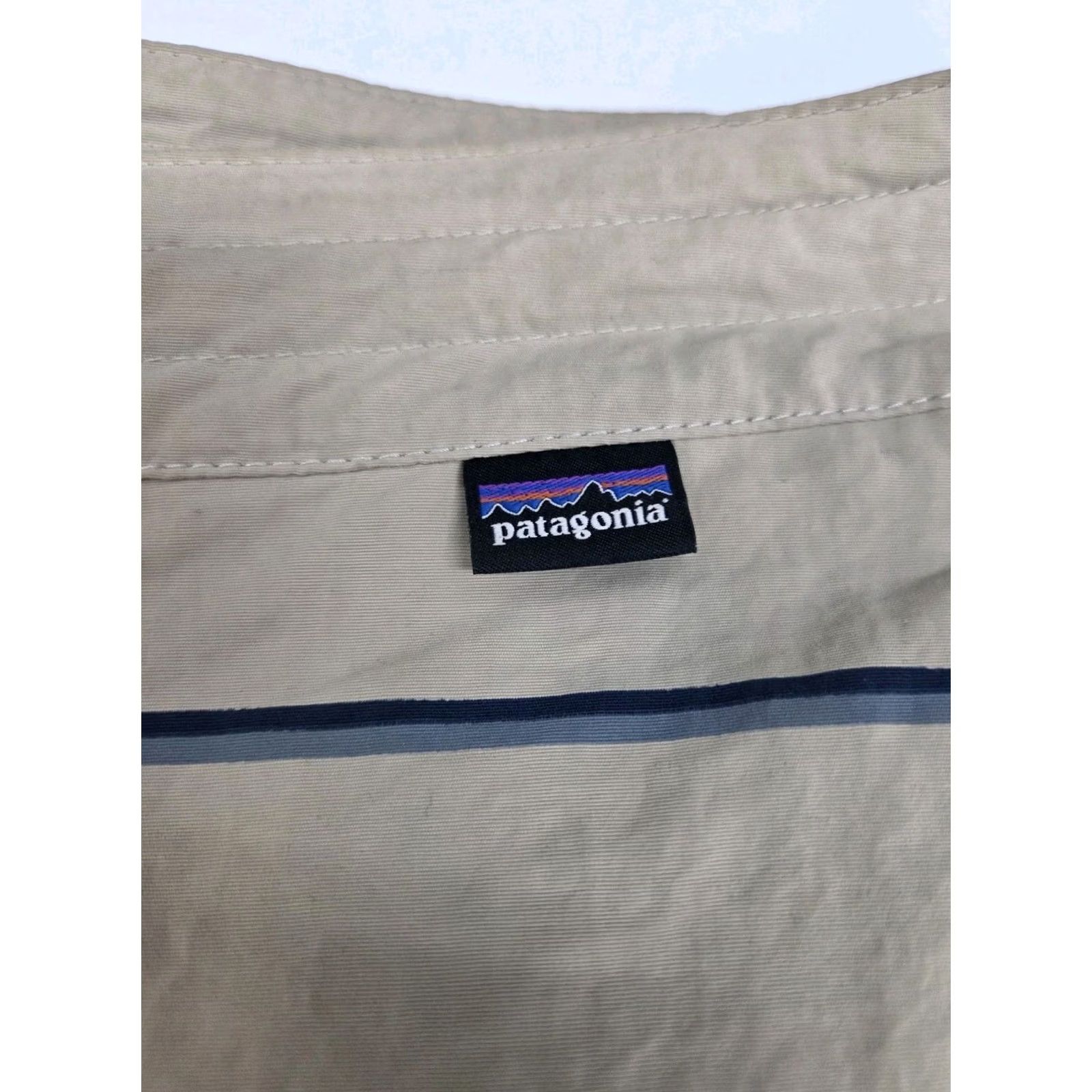 Patagonia Patagonia Wavefarer Boardshorts Mens Beige Blue Striped Zipper Drawstring Pockets Back Pocket 36/7" Regular Nylon Canvas Beach Surfing Casual Size ONE SIZE - 5 Thumbnail