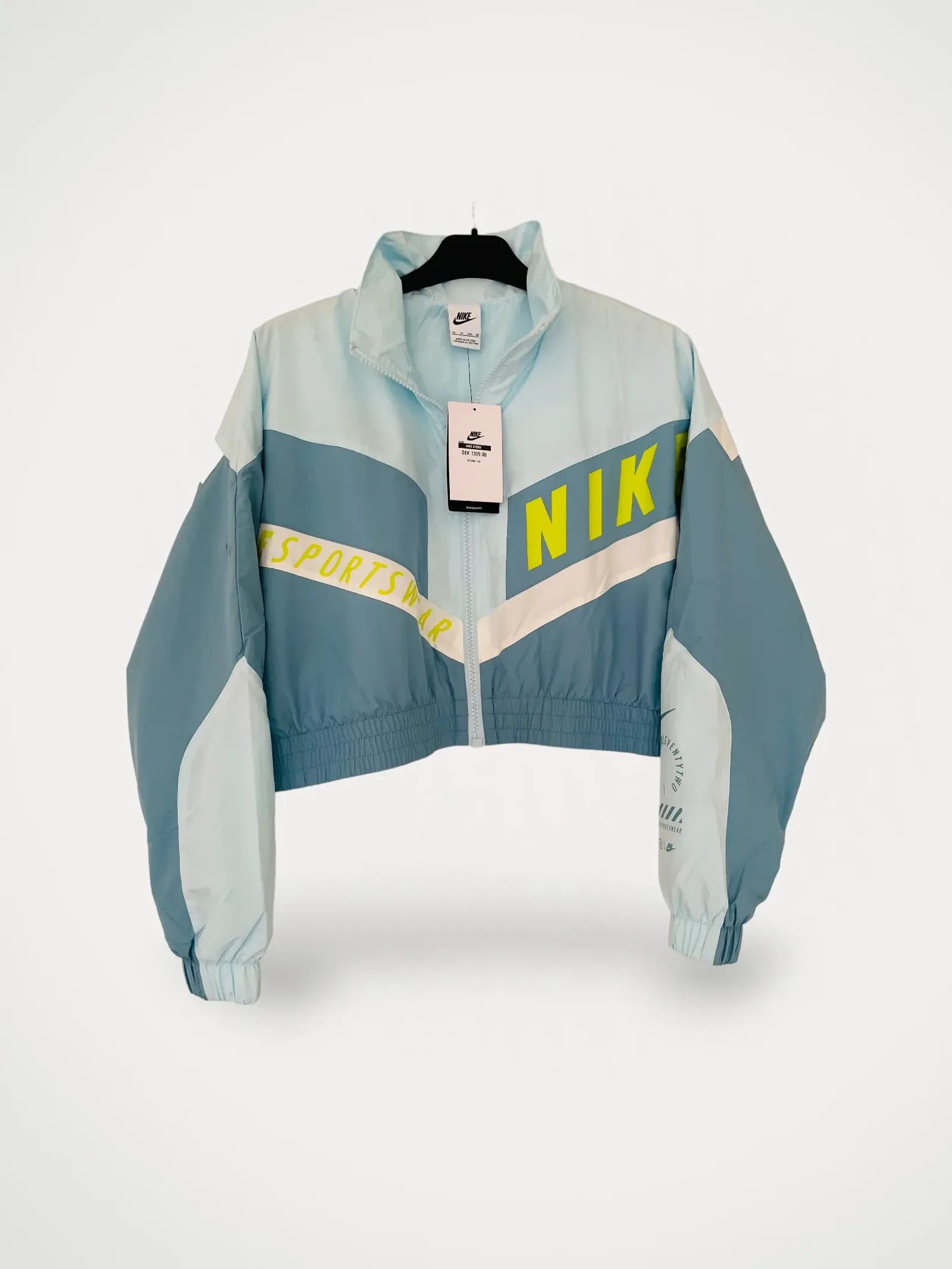 Nike Nike Jacket Size XS / US 0-2 / IT 36-38 - 1 Thumbnail