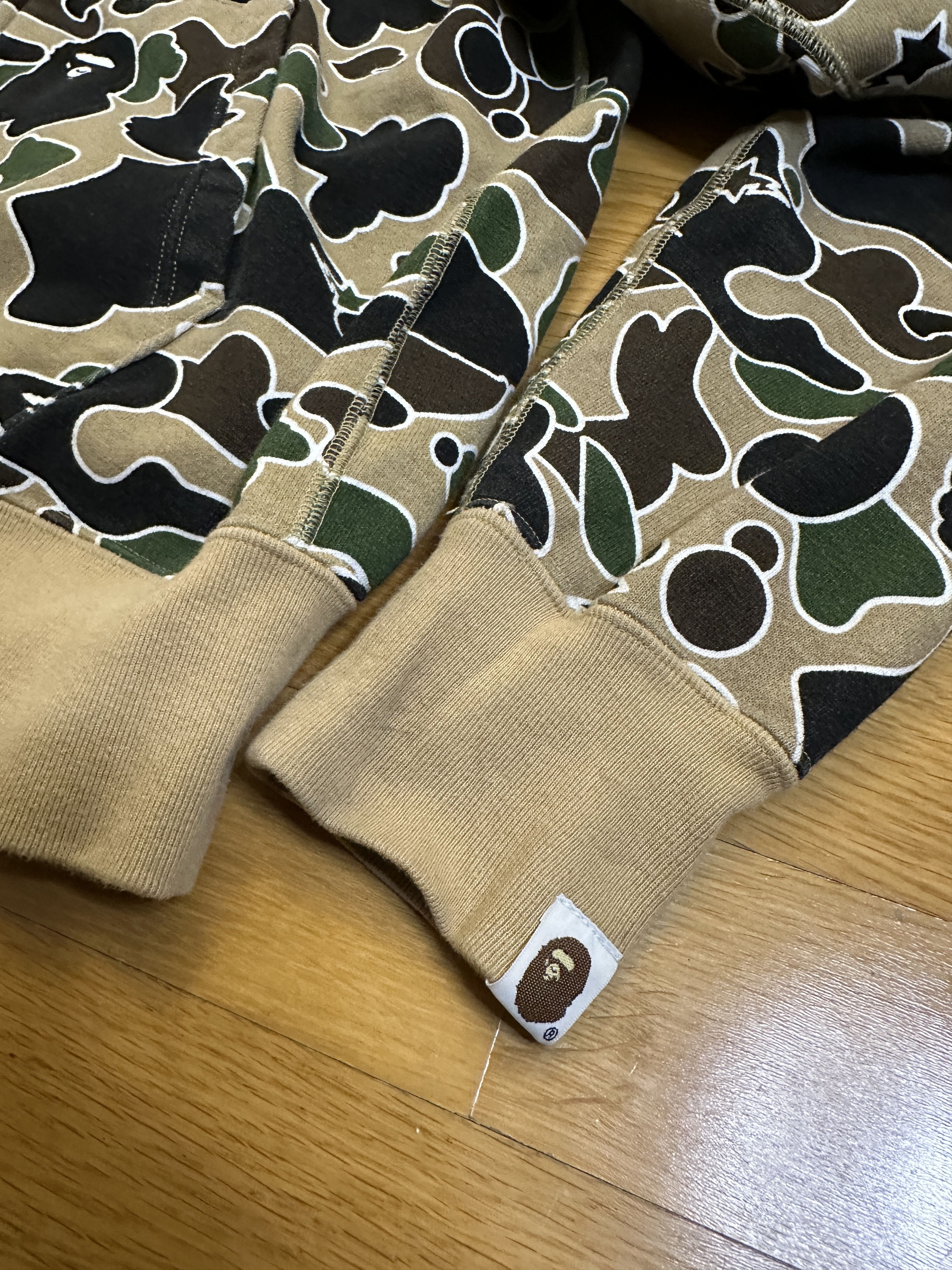 Bape BAPE Shark Full Zip Hoodie Beige Camo Size US M / EU 48-50 / 2 - 4 Thumbnail