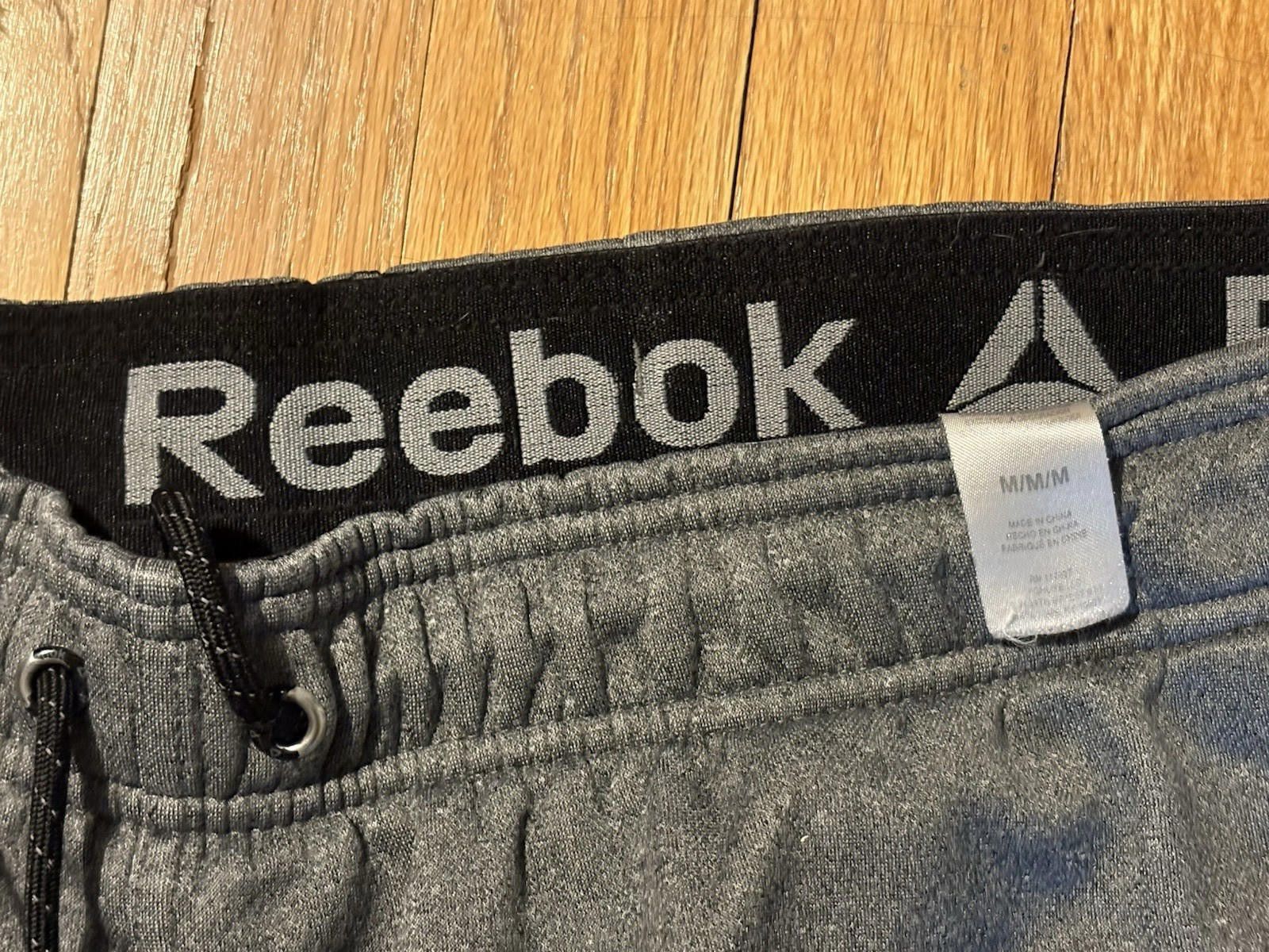 Reebok Reebok Sweatpants Joggers Girls Medium Grey 4 pockets Size 24" / US 00 / IT 34 - 2 Thumbnail