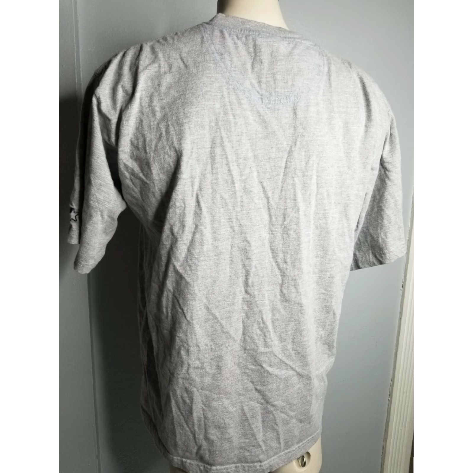 Starter VINTAGE UF Florida Gators T Shirt Spell Out Logo Gray XL - 90s Starter Shirt Mens Cotton Short Sleeve Crew Neck Distressed Logo Size US XL / EU 56 / 4 - 2 Thumbnail
