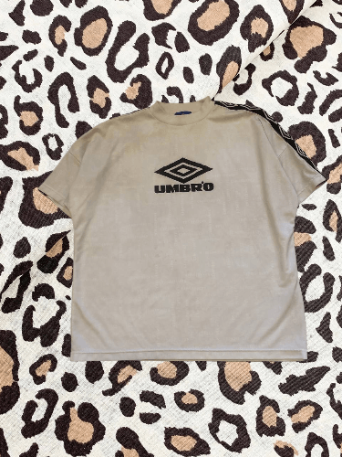 Umbro Vintage Umbro Short Sleeve Tee Shirt JERSEY Size US XL / EU 56 / 4 - 1 Thumbnail