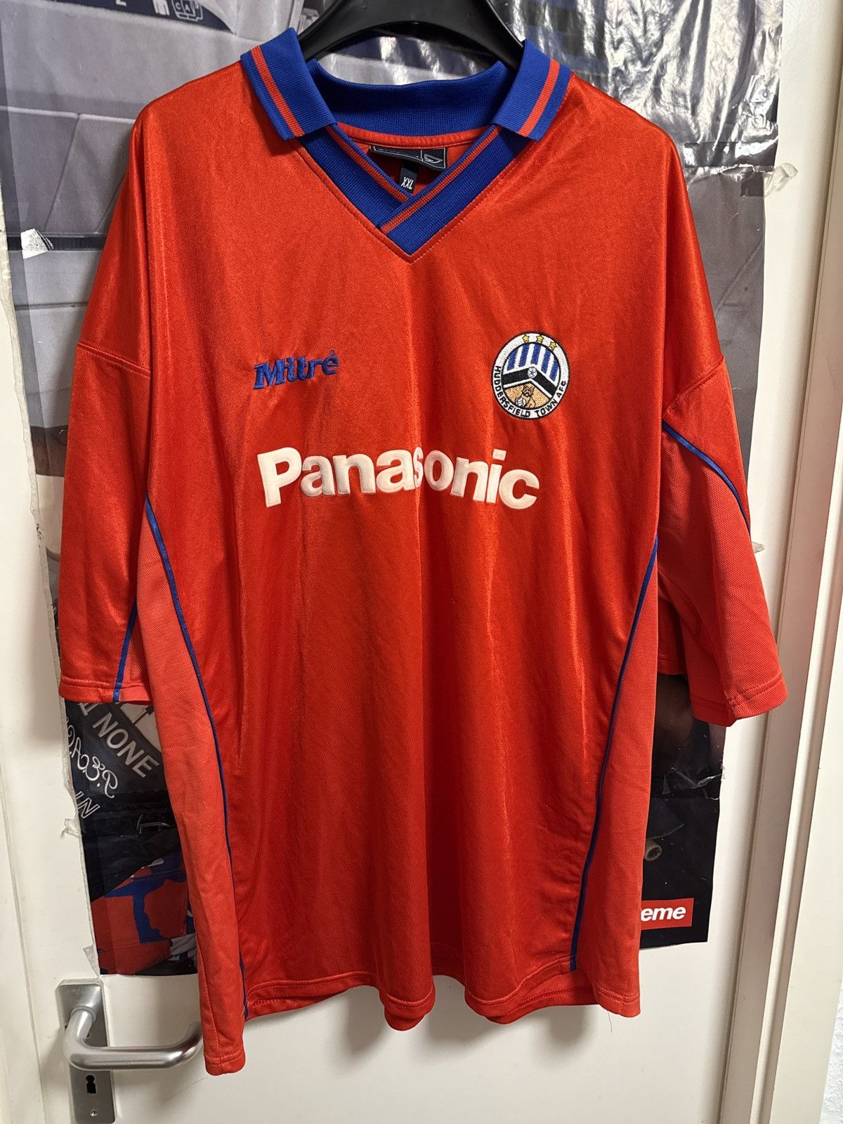 Vintage HUDDERSFIELD TOWN 2000 2001 AWAY JERSEY MITRE SIZE XXL Size US XXL / EU 58 / 5 - 1 Thumbnail
