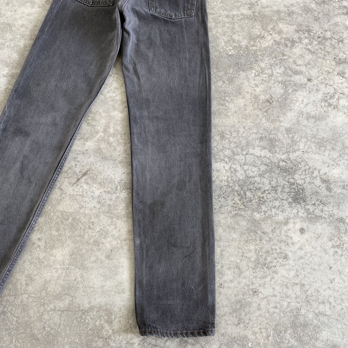 Levi's Size 30x33 Vintage Late 80’s Levis 505 Faded Ash Grey Jeans Size US 30 / EU 46 - 18 Thumbnail