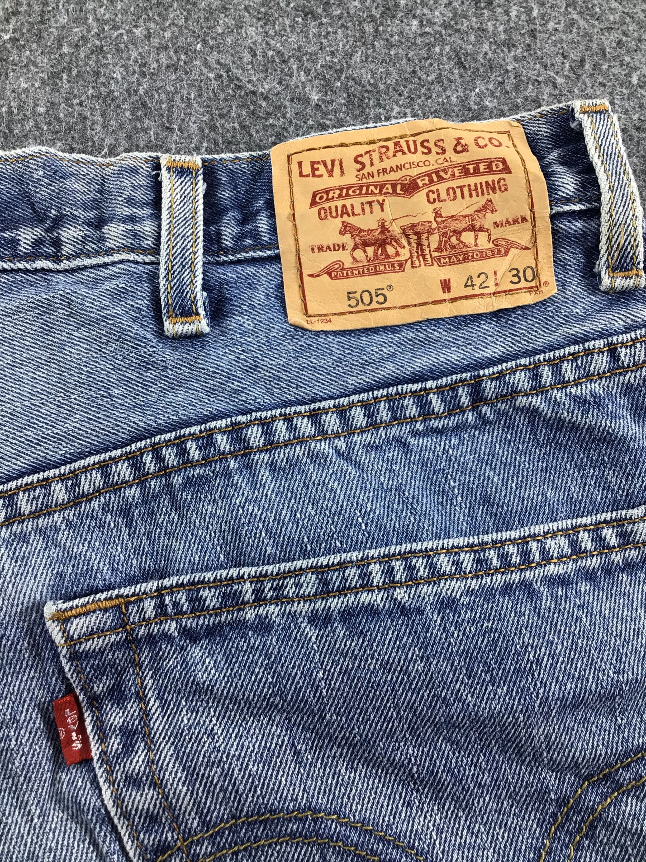 Levi's Vintage Levis 505 Jeans-J571 Size US 41 - 5 Thumbnail