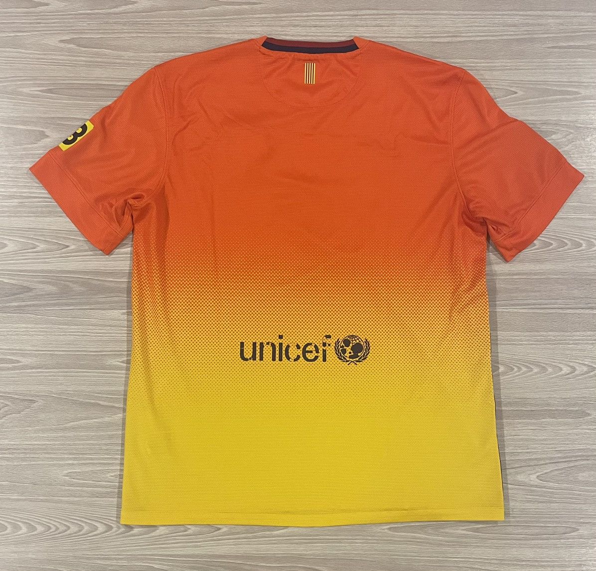 Nike Nike 2012/13 Barcelona Away Soccer Jersey Men’s Size Large Size US L / EU 52-54 / 3 - 9 Thumbnail