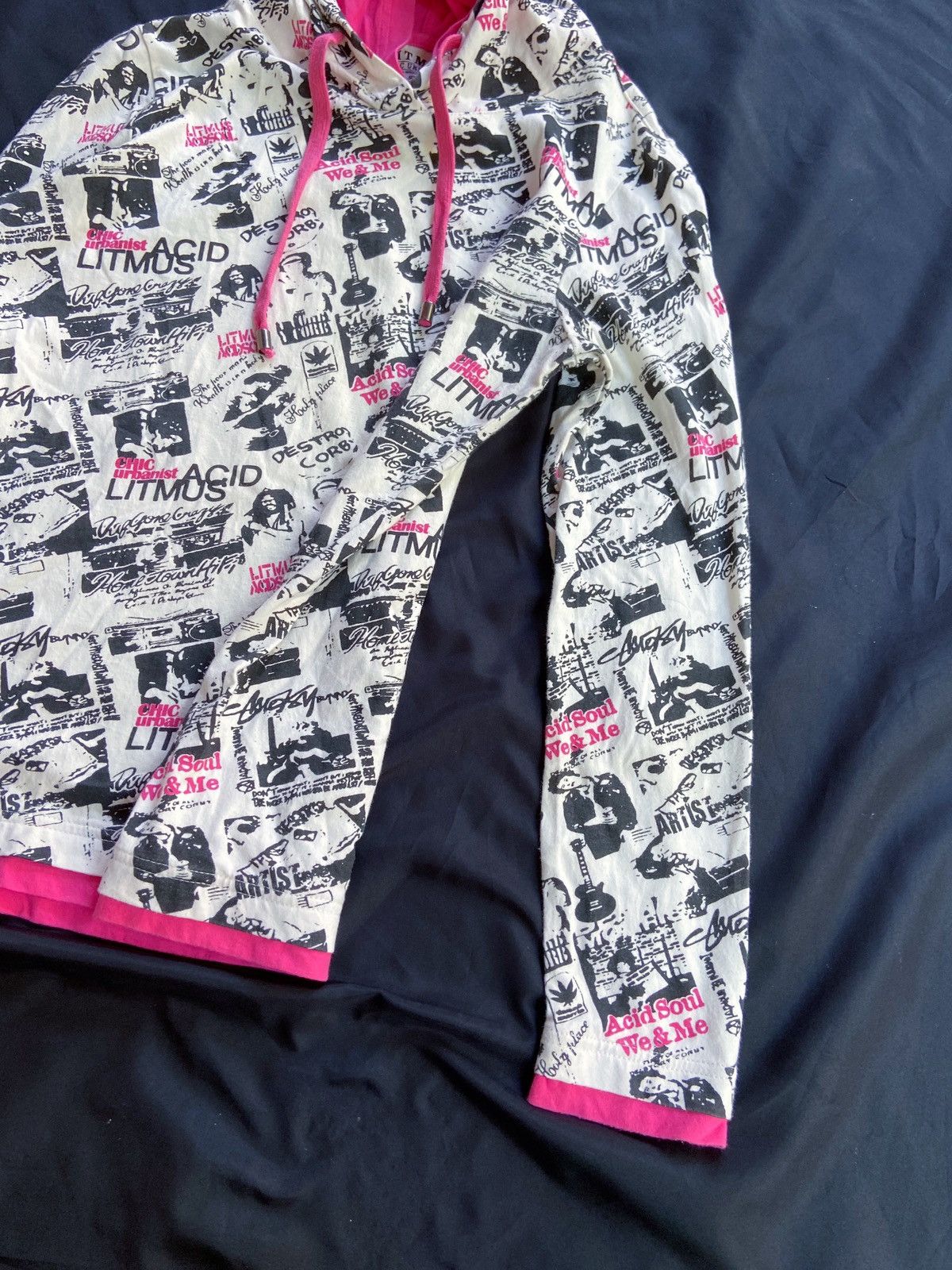 20471120 DOUBLE LAYER CHIC URBANIST ACID LITMUS HOODIE STYLE Size US S / EU 44-46 / 1 - 6 Thumbnail