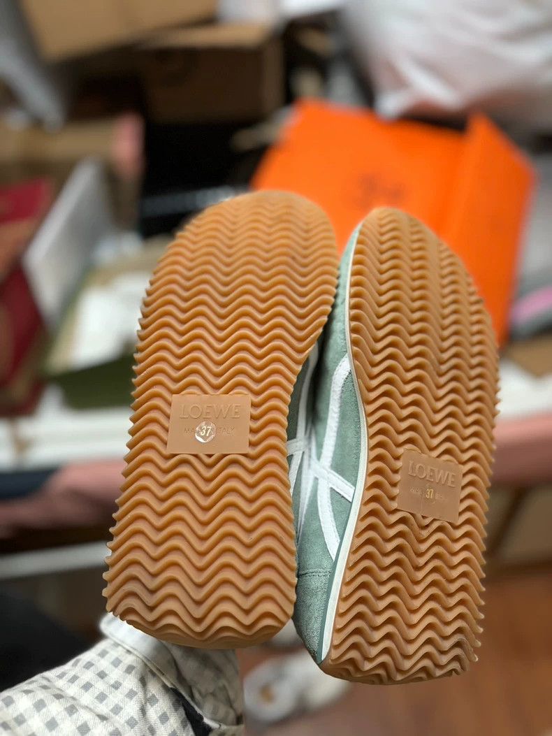 LOEWE Aguan shoes