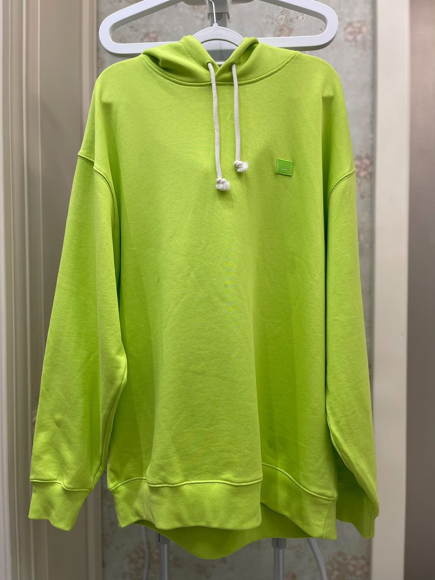 Acne Studios Acne Smile Hoodie in Bright Green Size US M / EU 48-50 / 2 - 1 Thumbnail