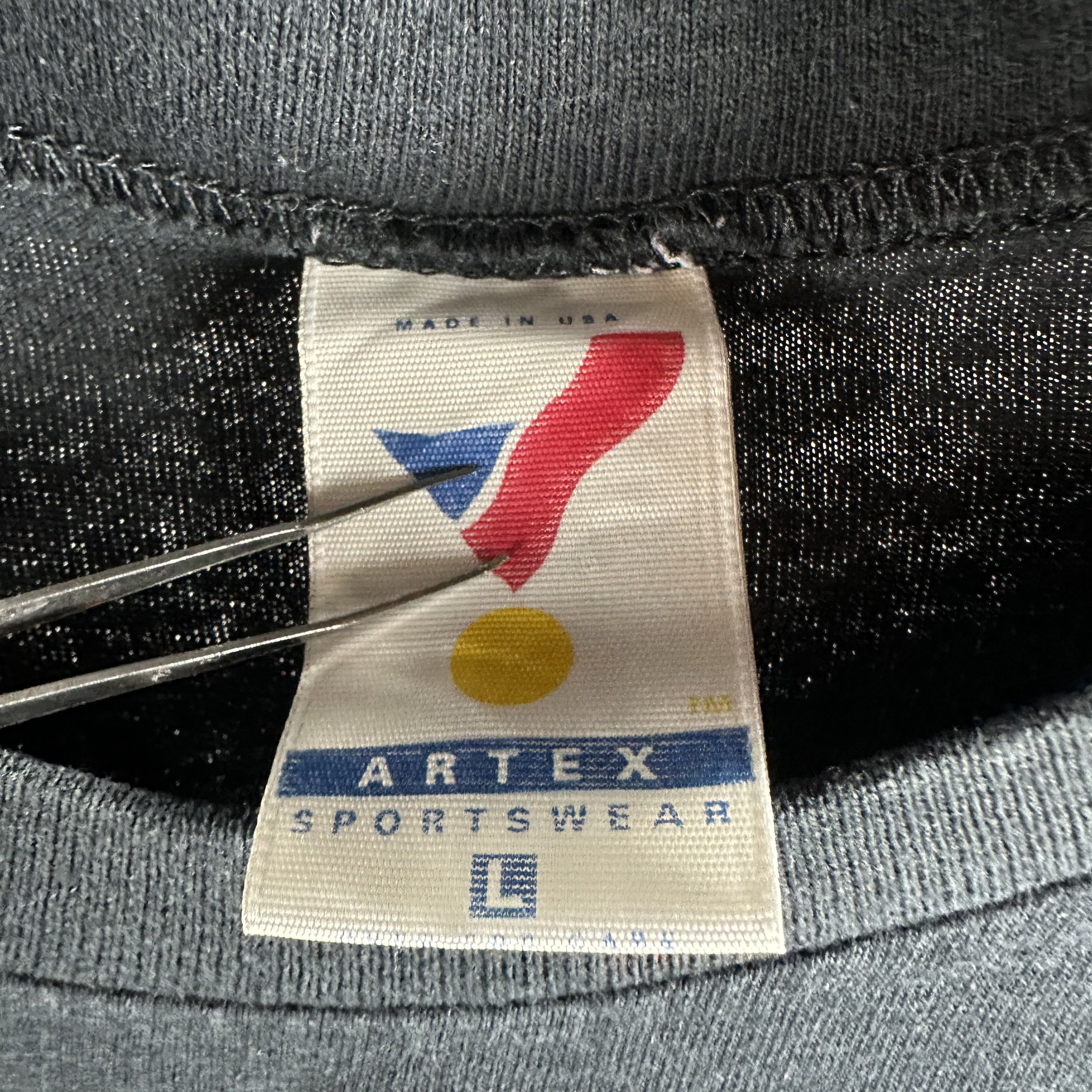 Vintage ​​​​​1993 Florida Marlins Baseball MLB Large​ T-Shirt Size US L / EU 52-54 / 3 - 5 Thumbnail