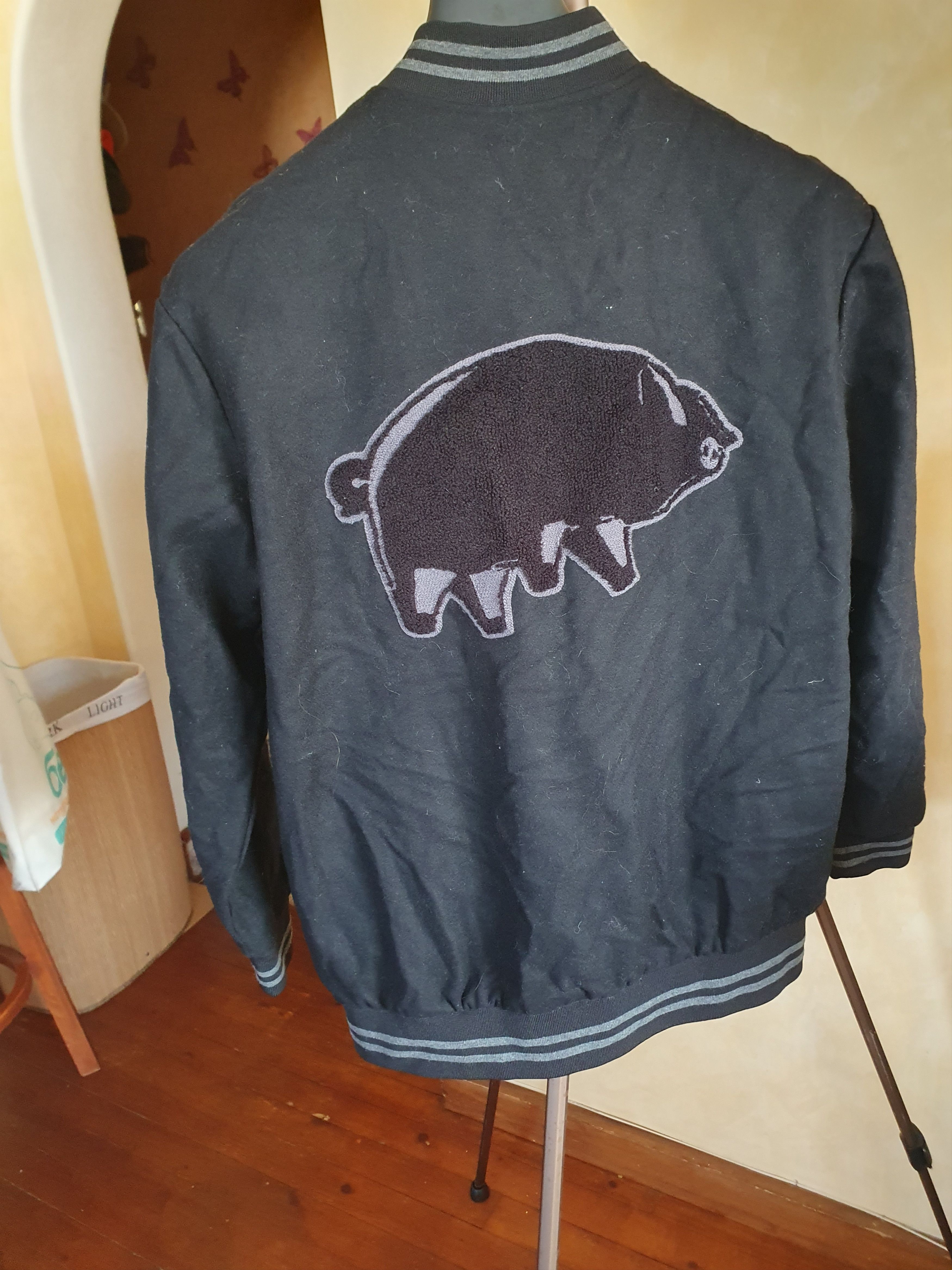Band Tees × Pink Floyd Roger Waters Us + Them Tour Wool Pigs Varsity Jacket sz M Size US M / EU 48-50 / 2 - 8 Thumbnail