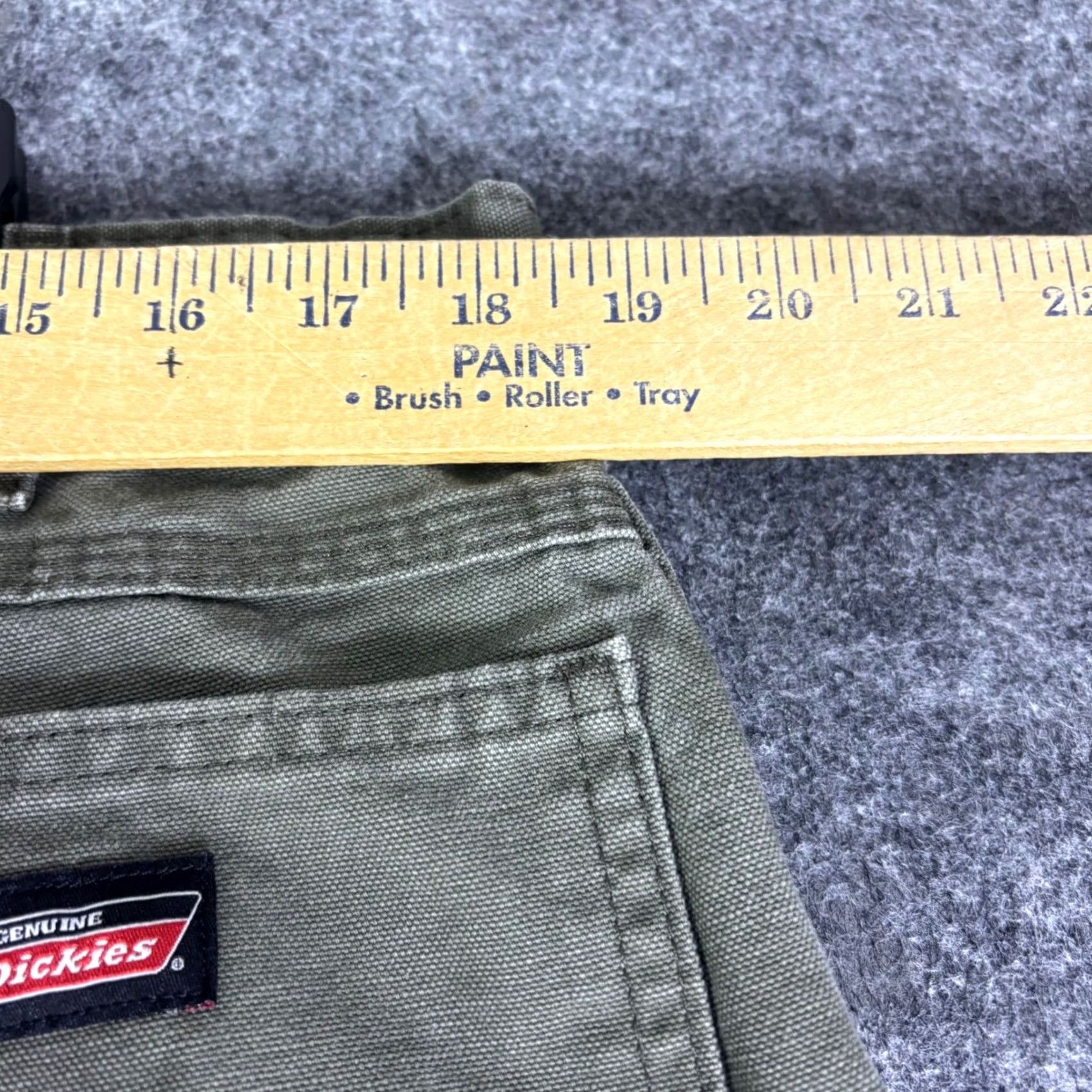 Dickies Dickies Carpenter Shorts Mens 38 Olive Green Canvas Distressed Cargo Pocket Zip Size US 38 / EU 54 - 6 Thumbnail