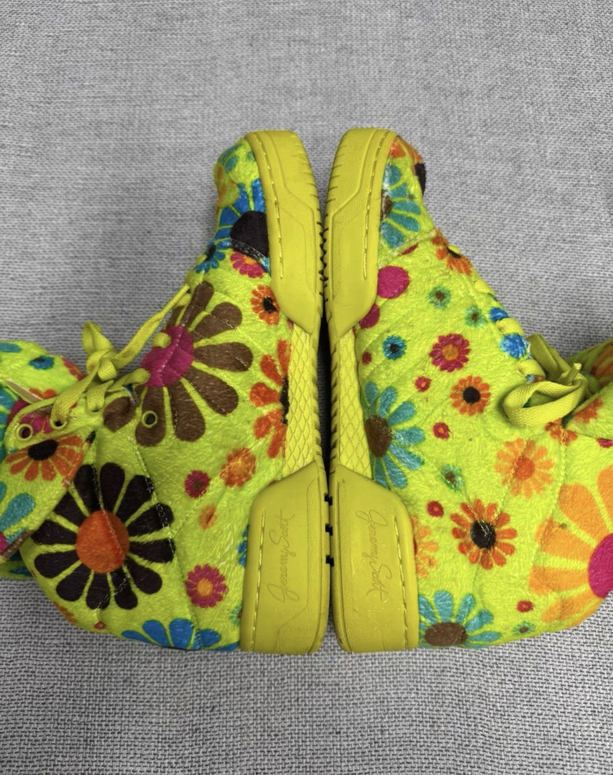 Adidas Adidas Brown camouflage floral bear design K37 Size US 8 / EU 41 - 6 Thumbnail