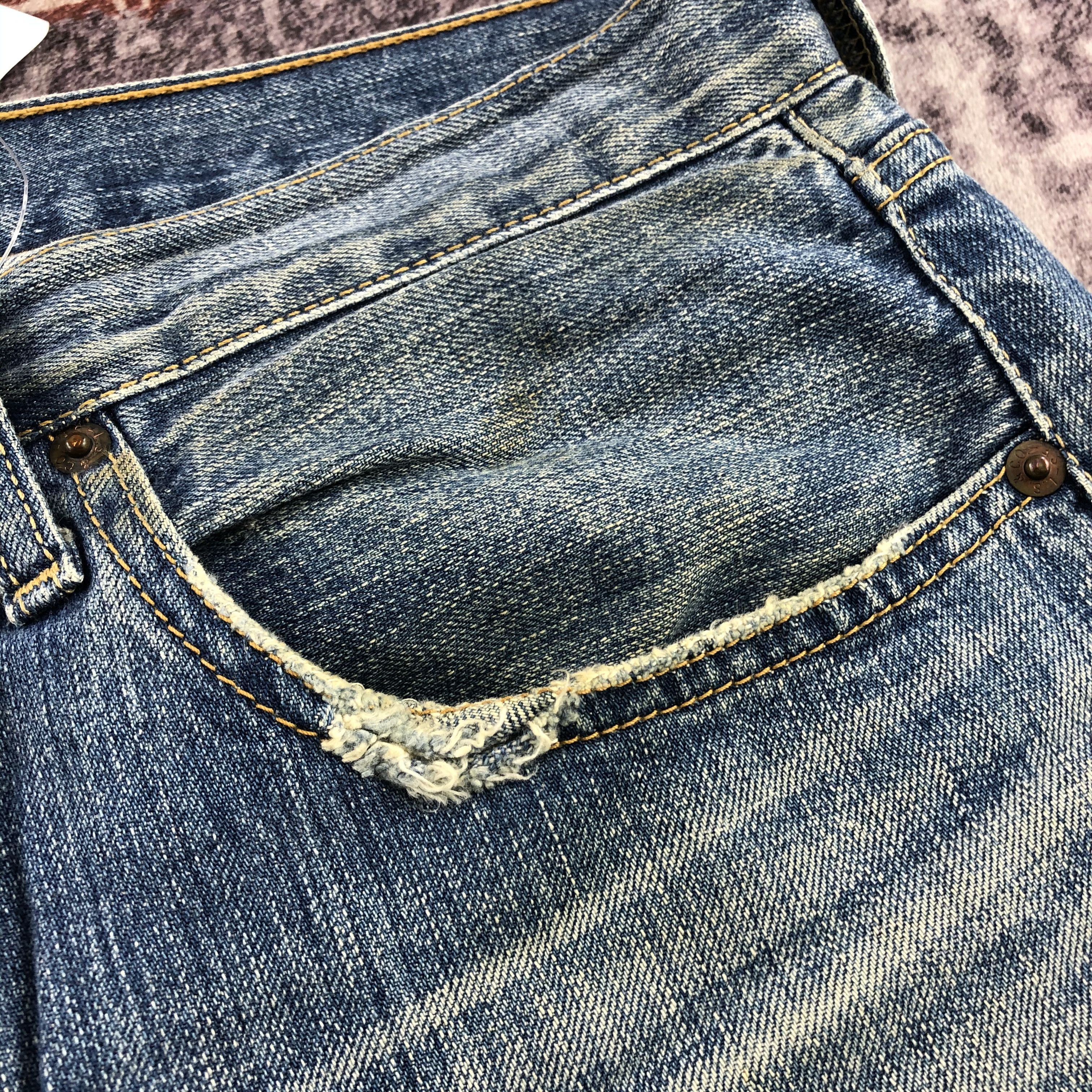 Levi's × Vintage Vintage 90s Blue Wash Levis 501 Jeans-JM2778 Size US 33 - 14 Thumbnail