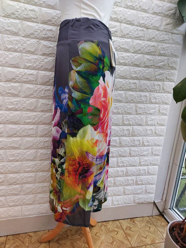 The Difference James Lakeland floral print long skirt 12/14 Size 32" / US 10 / IT 46 - 2 Thumbnail