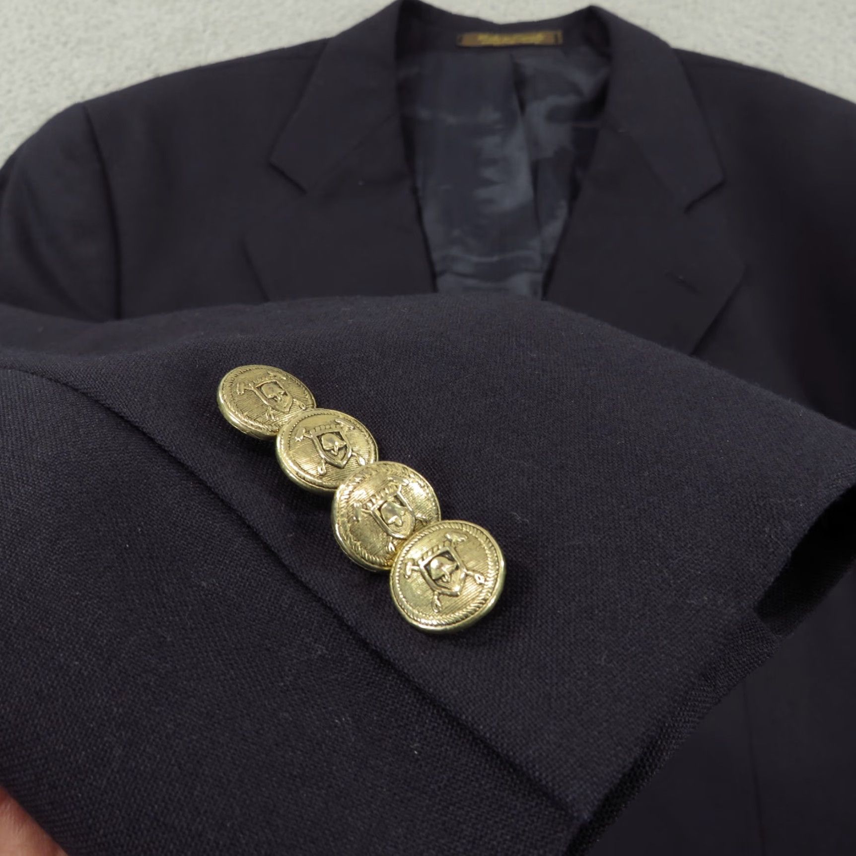 Ralph Lauren VINTAGE Ralph Lauren Chaps Blazer Mens 44R Navy Gold Buttons Jacket Sport Coat Size 44R - 2 Thumbnail