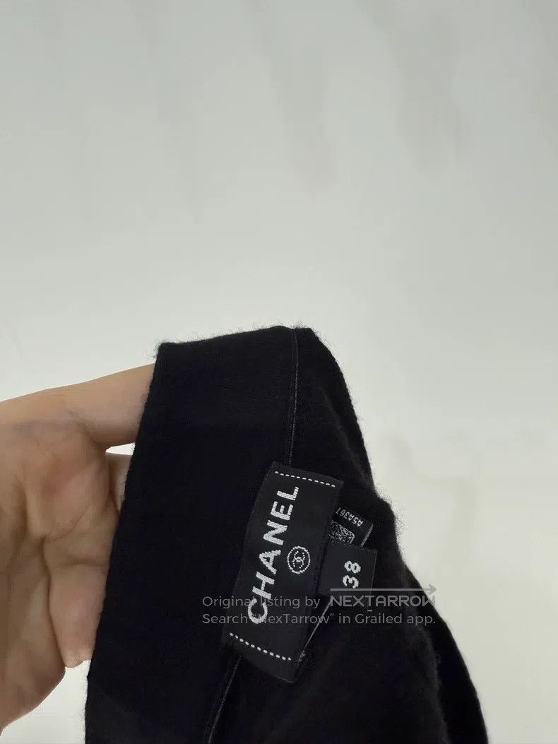 Chanel Chanel 24C waffle cashmere shorts Size 25" / US 0 / IT 36 - 4 Thumbnail