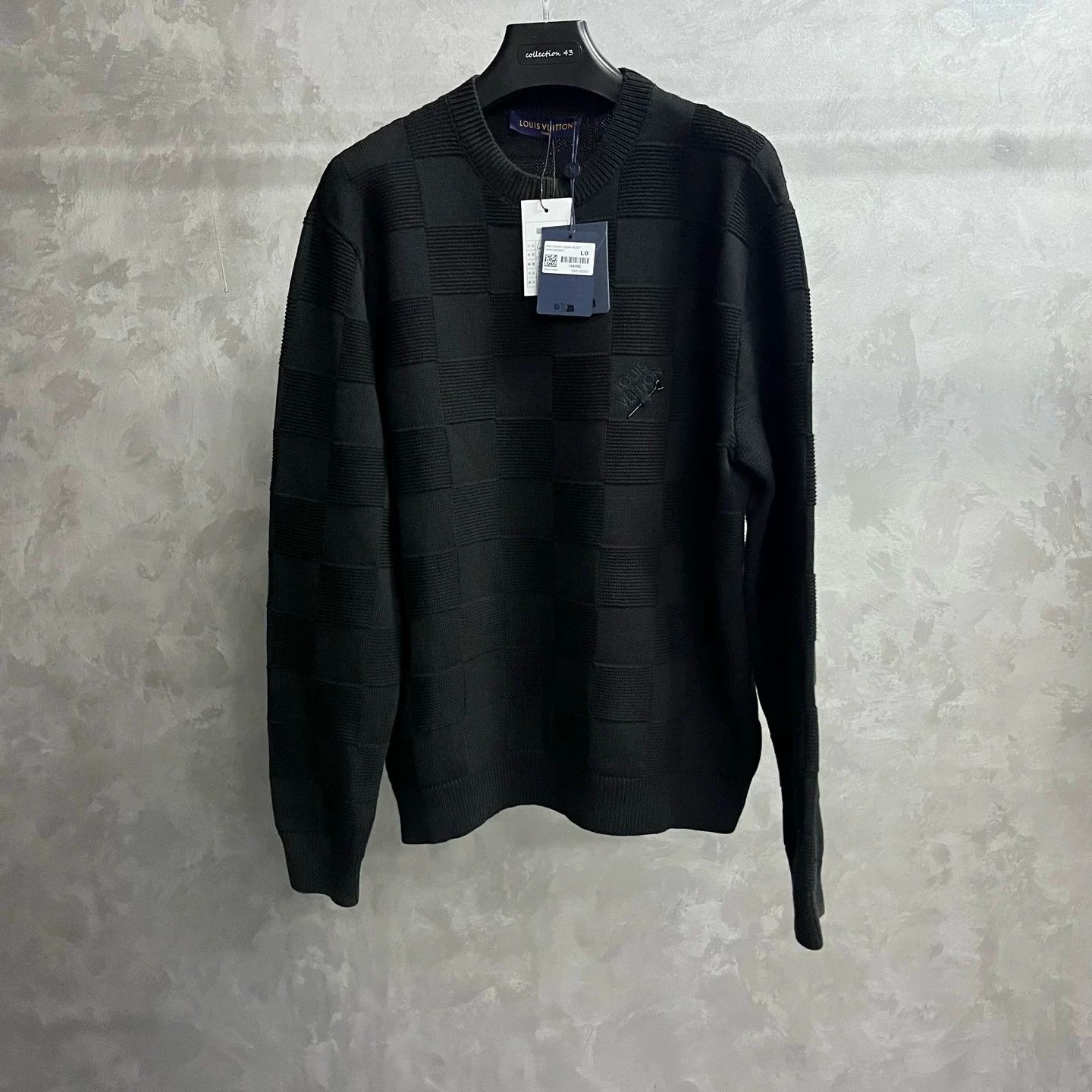 Louis Vuitton Louis Vuitton Knit Black Sweater L Men Size US L / EU 52-54 / 3 - 1 Thumbnail