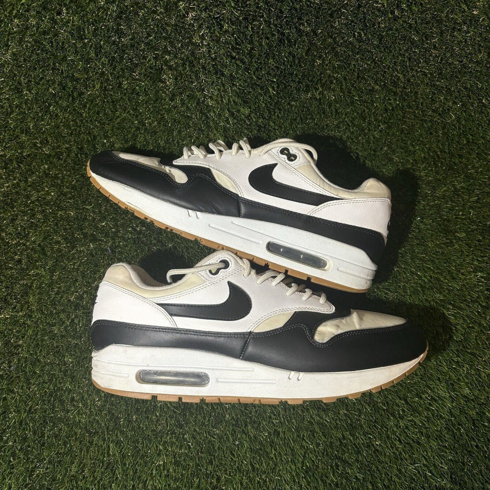Nike Size 10 - Nike Air Max 1 White Black Gum Size US 10 / EU 43 - 5 Thumbnail
