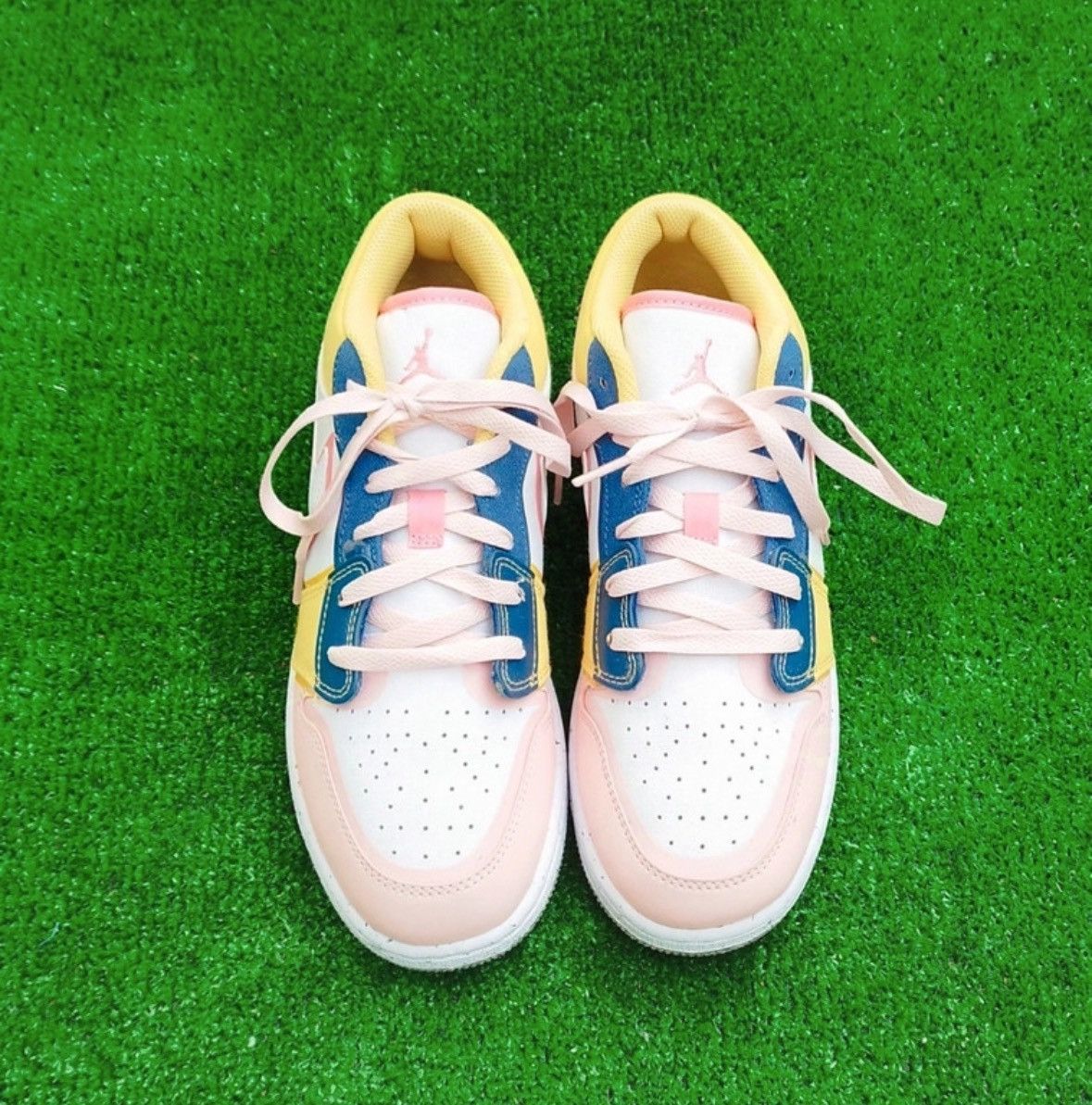 Jordan Brand Sneakers Jordan Mid Size US 8 / IT 38 - 2 Thumbnail