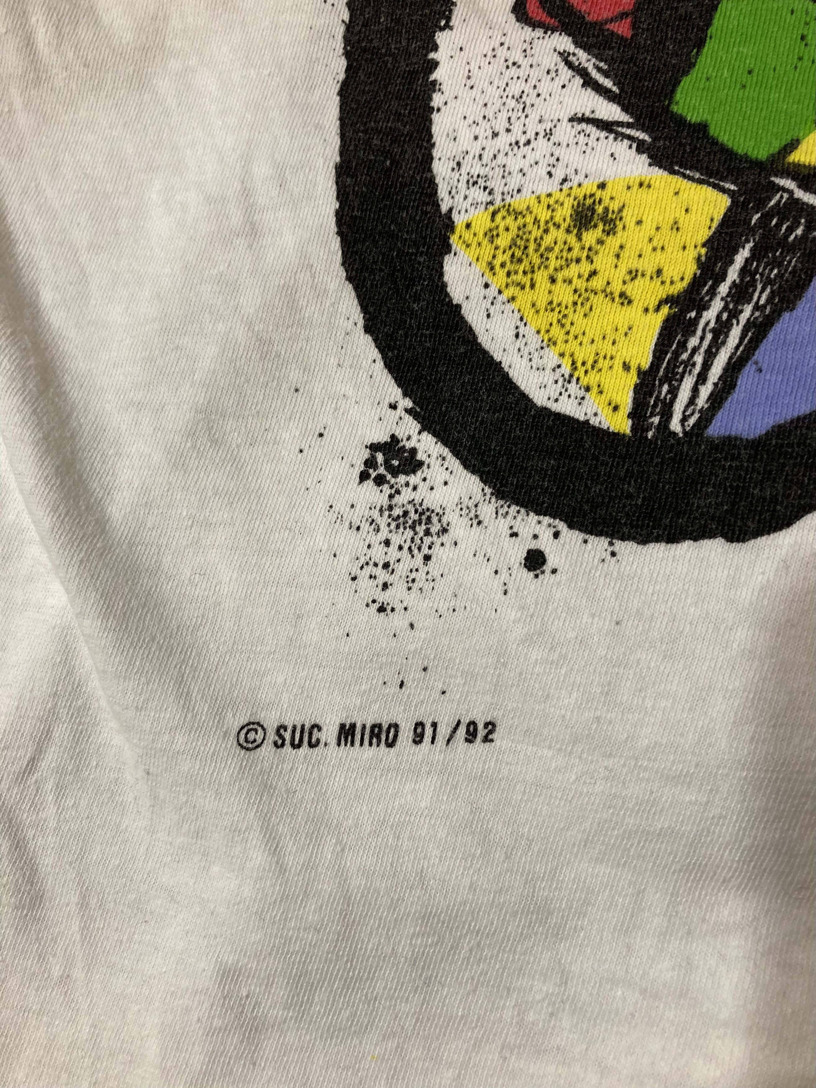 Vintage Vintage 90s Joan Miro Abstract Art Painting T-shirt Size US L / EU 52-54 / 3 - 6 Thumbnail