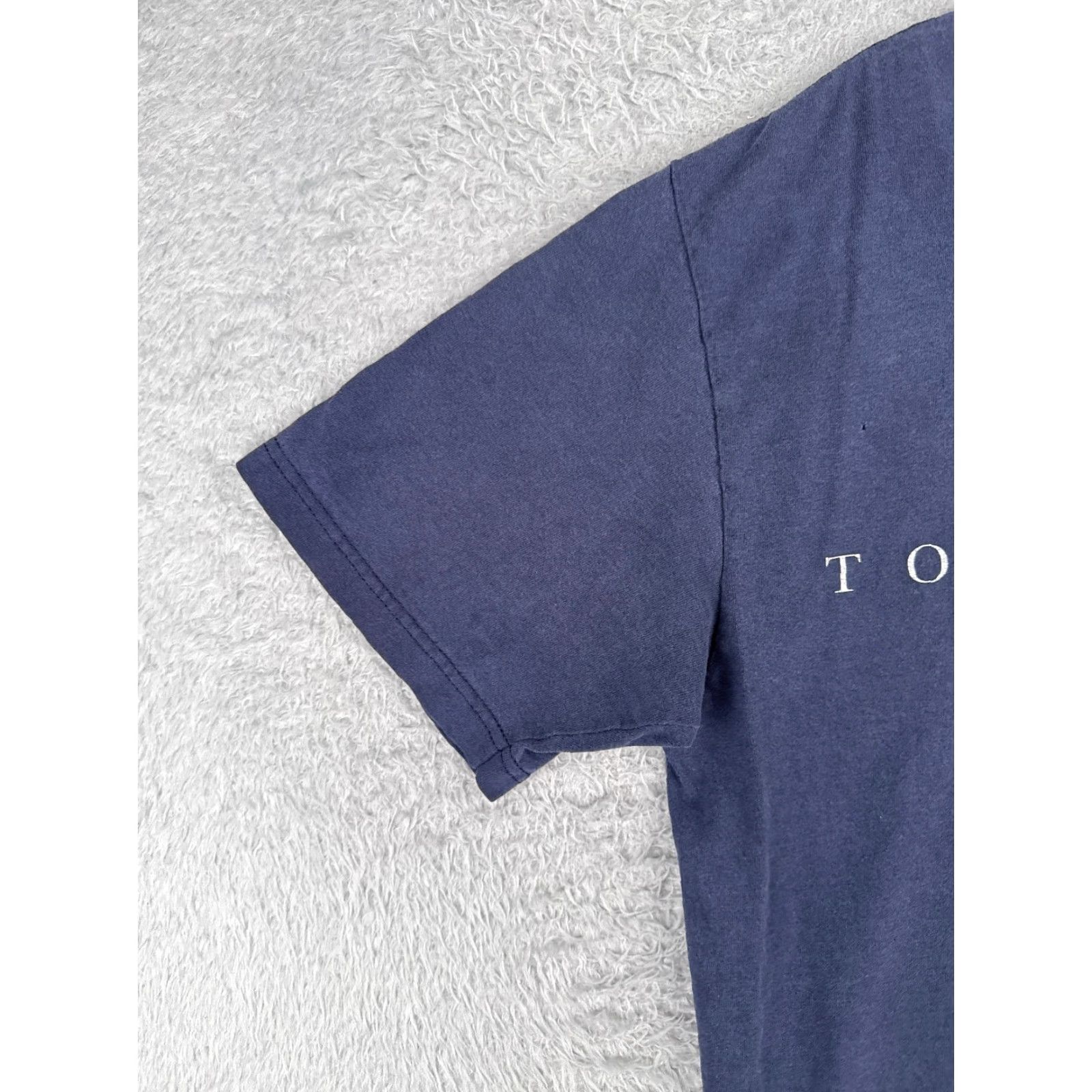 Tommy Hilfiger VINTAGE Tommy Hilfiger Shirt Men L Blue Crew Neck Short Sleeve 100% Cotton Embroidered Logo American Classic 90s Mens Size US L / EU 52-54 / 3 - 3 Thumbnail