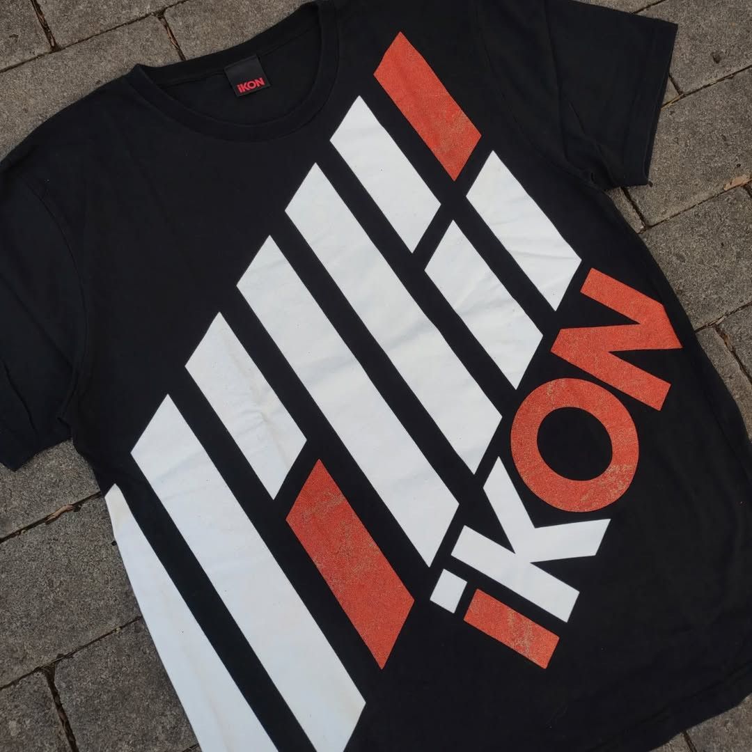 Band Tees KPOP iKON Japan Tour 2016 Tee Size US L / EU 52-54 / 3 - 2 Thumbnail