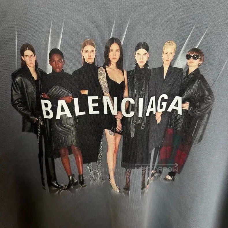 Balenciaga Balenciaga Misty blue people image sweatshirt Size US S / EU 44-46 / 1 - 3 Thumbnail