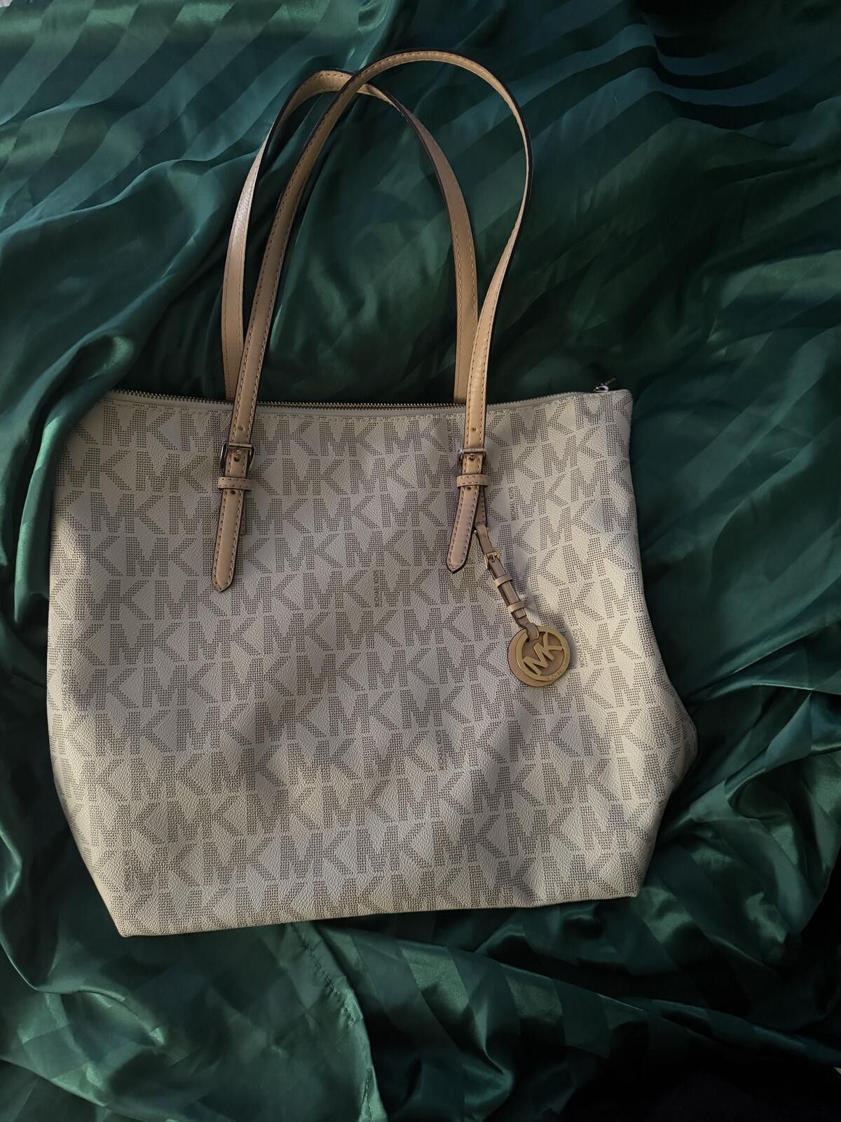 Michael Kors Michael Kors Signature Monogram Tote Bag - Beige Size ONE SIZE - 1 Thumbnail