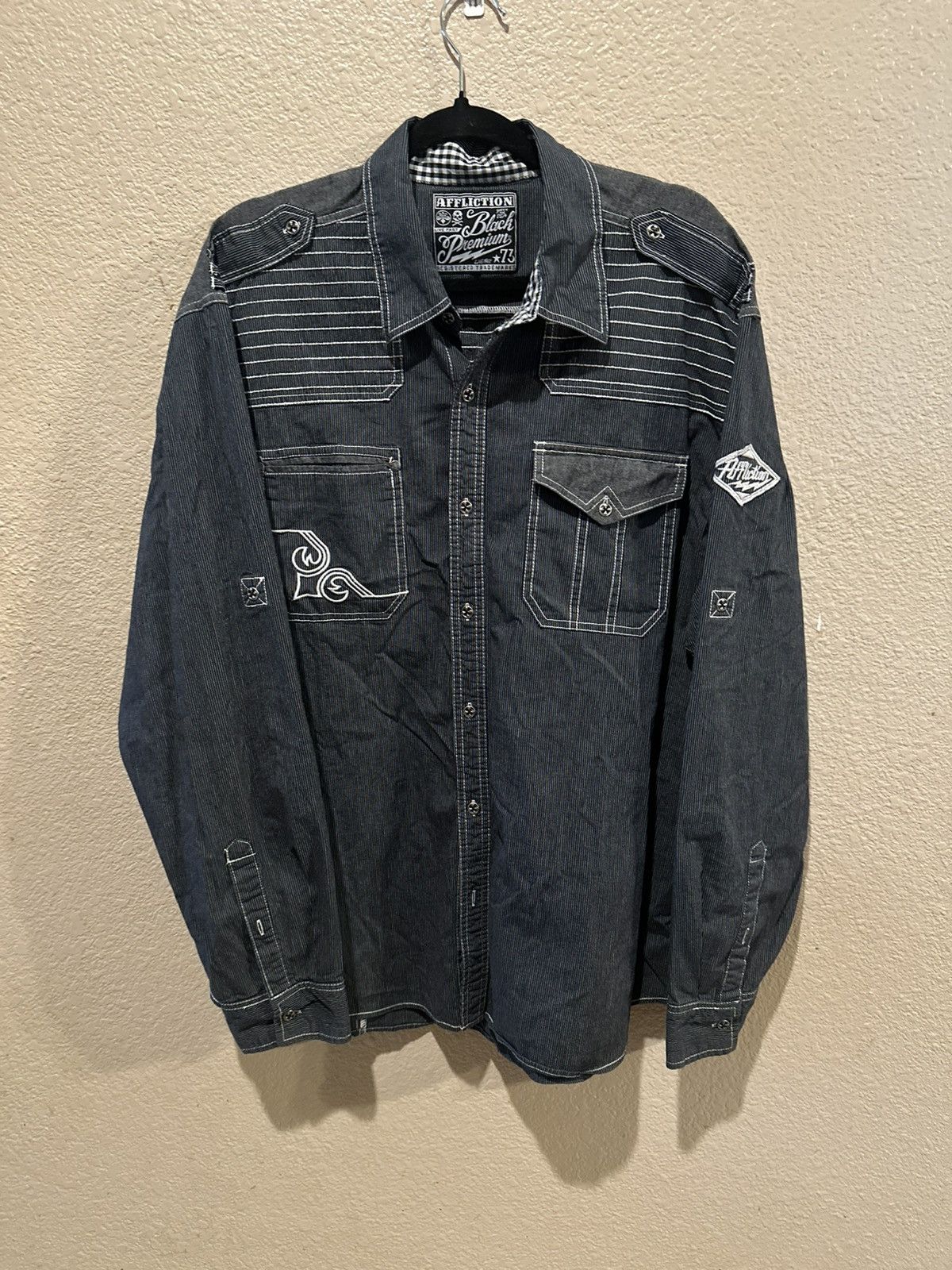 Affliction Black pinstripe Affliction button up long sleeve Size US L / EU 52-54 / 3 - 1 Thumbnail