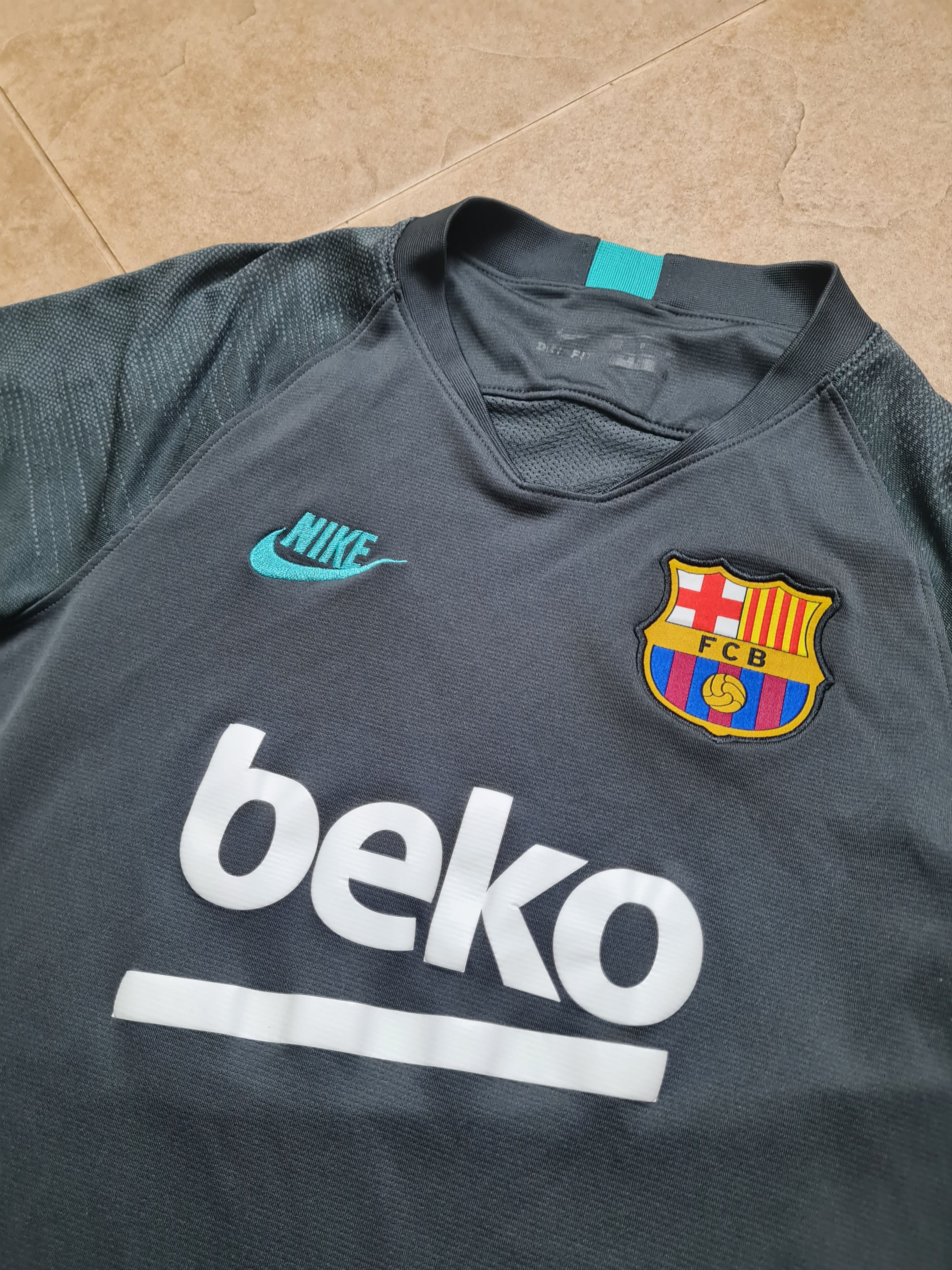 Nike Jersey Barcelona 2019-2020 Training Soccer T shirt Nike Size US XXS / EU 40 - 1 Thumbnail