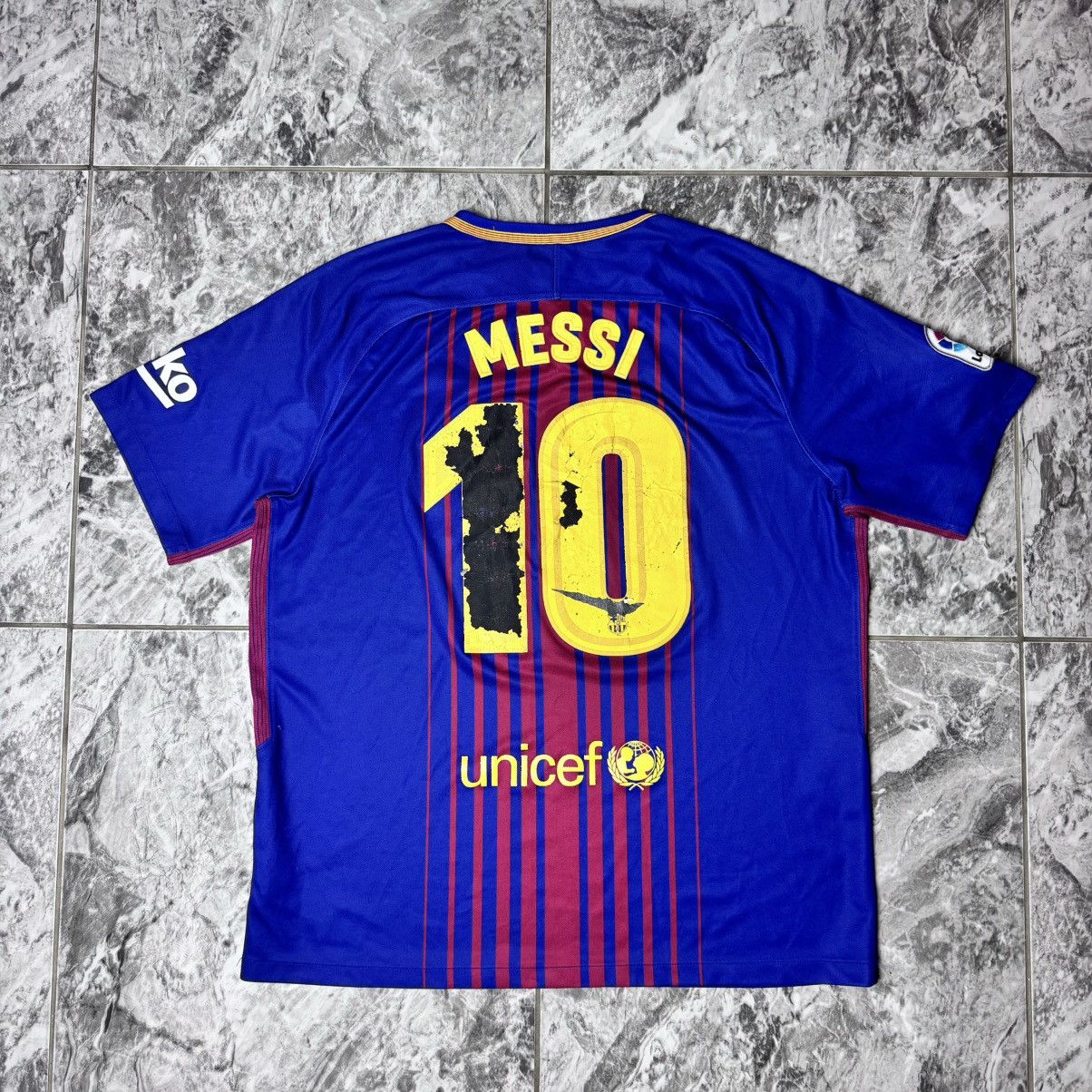 Nike × Vintage Nike Messi Barcelona 2017 2018 Home Size US XL / EU 56 / 4 - 1 Thumbnail