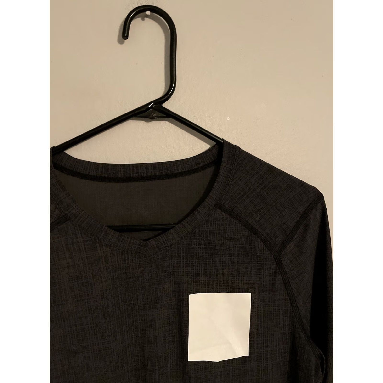 Lululemon Lululemon Gray White V-Neck Pocket L/S Performance Yoga Shirt Men's M Size US M / EU 48-50 / 2 - 2 Thumbnail