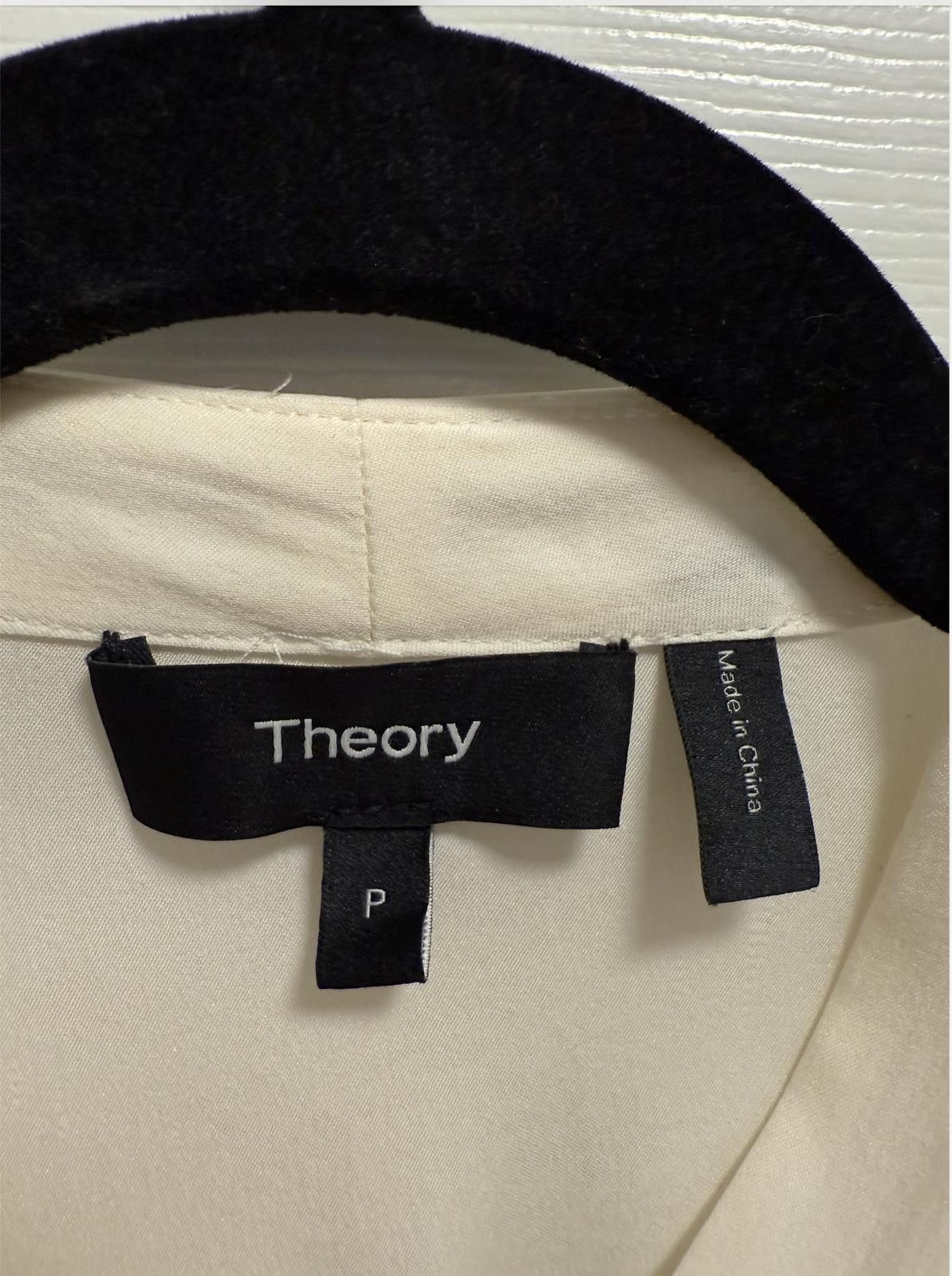 Theory Luxury Theory Relaxed Wrap 100% Silk Tie-Neck Blouse Size M / US 6-8 / IT 42-44 - 2 Thumbnail