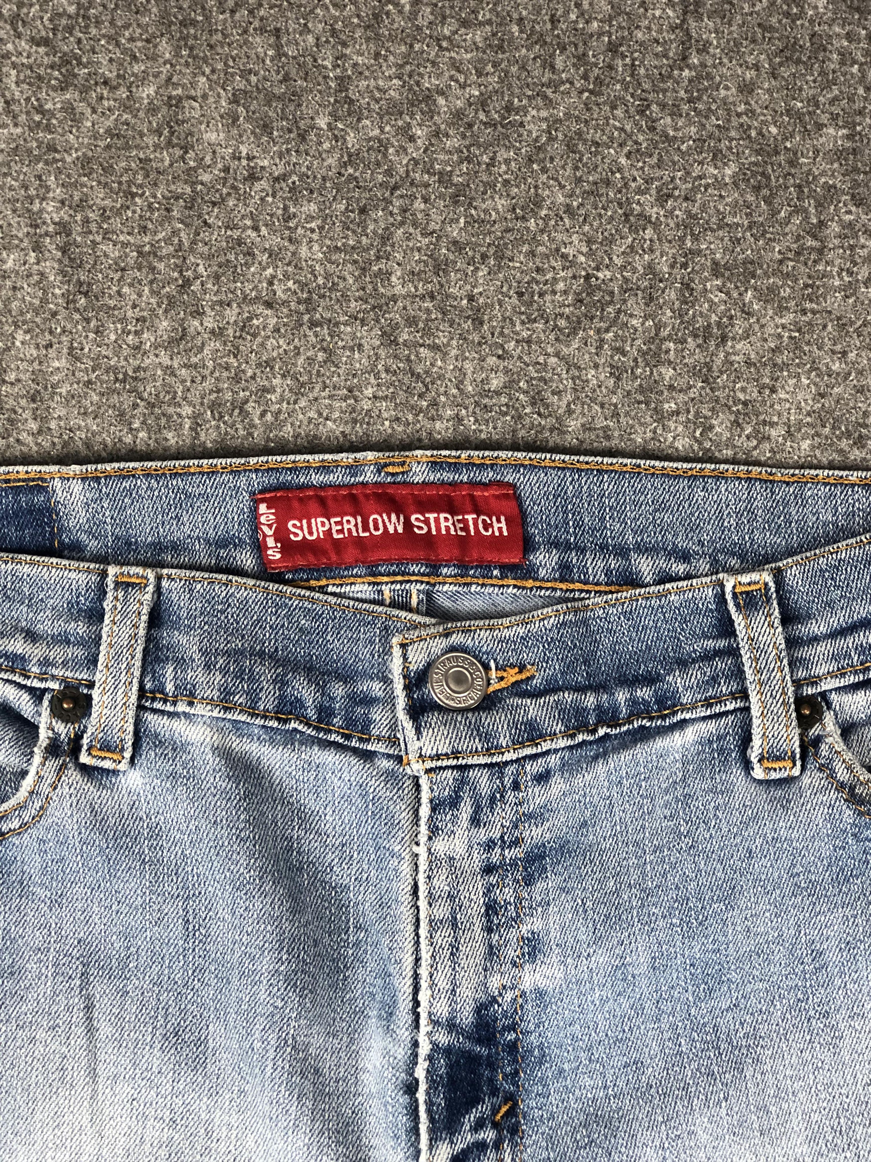 Levi's Vintage Levis 518 Flared Bootcut Distressed Jeans DJ0023 Size US 31 - 8 Thumbnail
