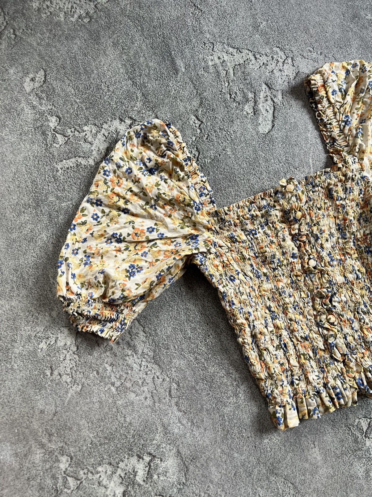 Sezane Sezane Smocked Top Floral Print Blouse Short Sleeve Size 36 Size XS / US 0-2 / IT 36-38 - 3 Thumbnail